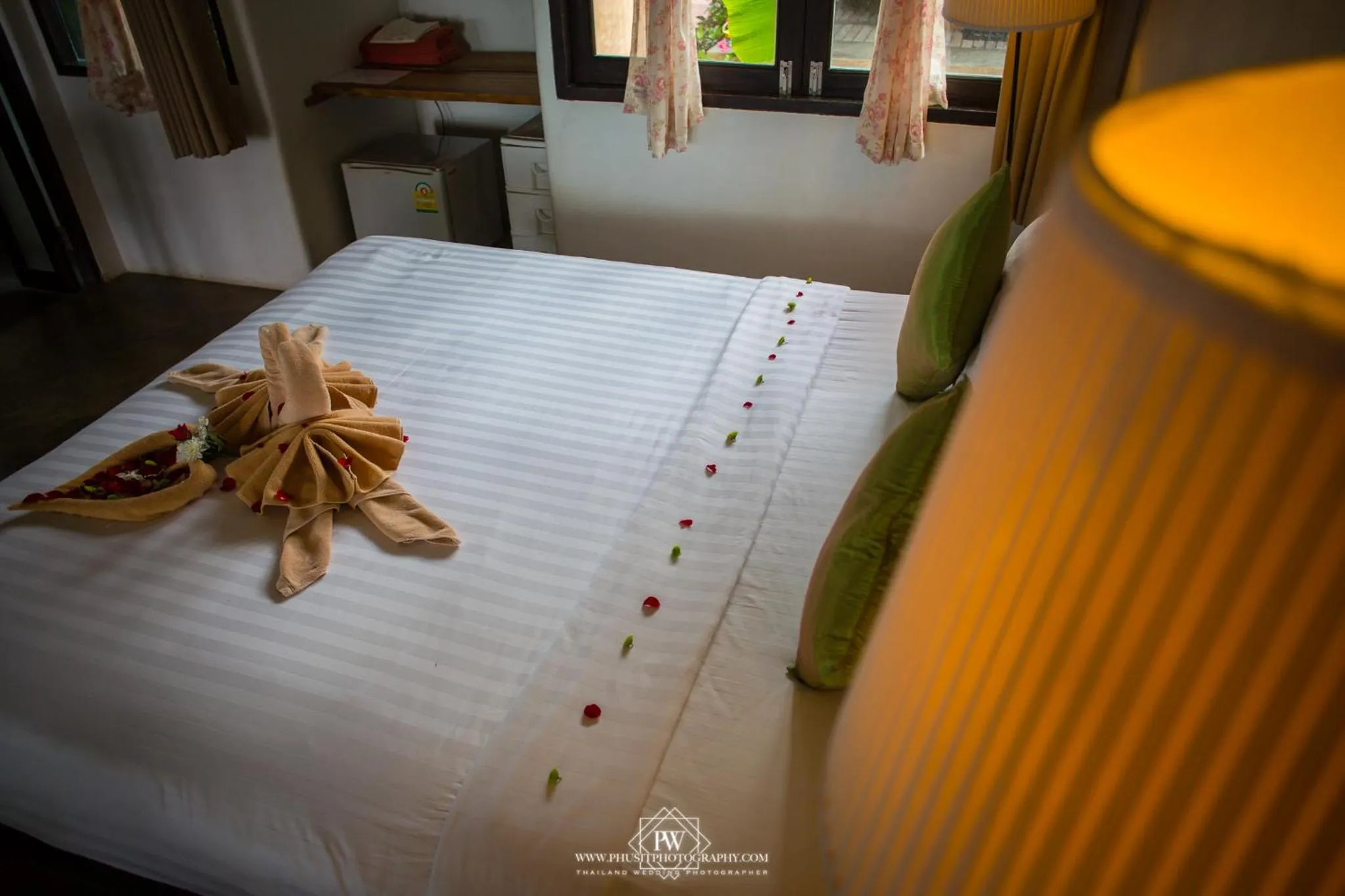 Bed in Flora I Talay