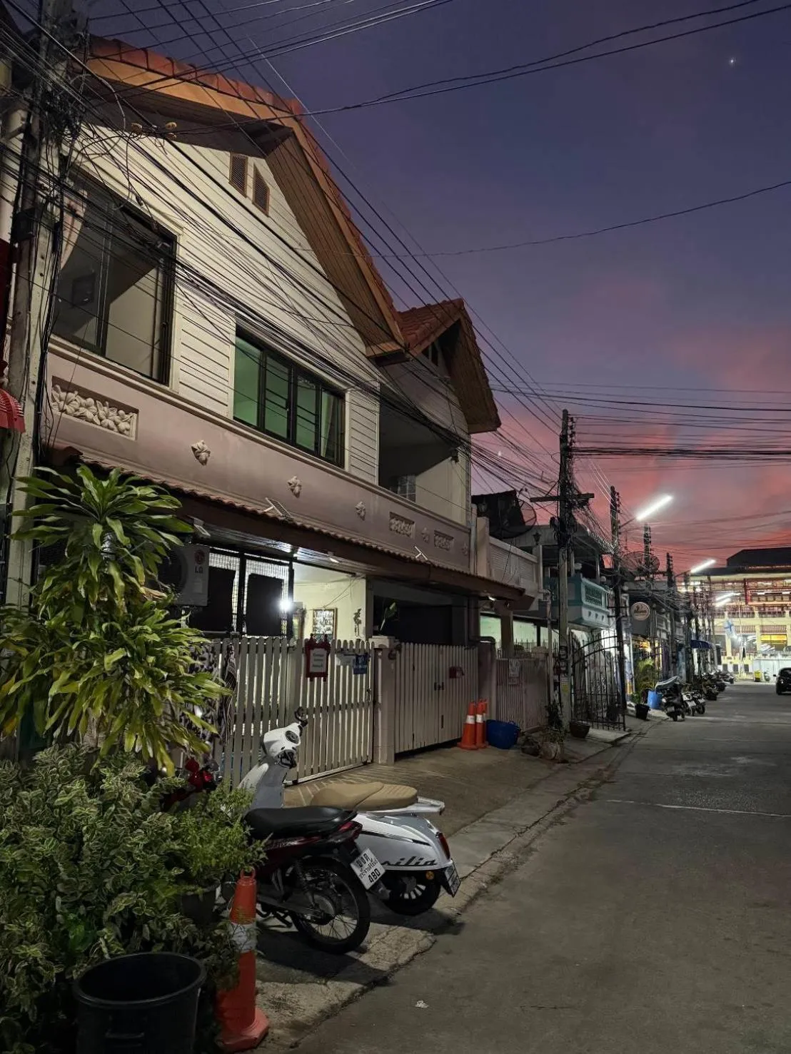 Property building in Chomhaad Guesthouse