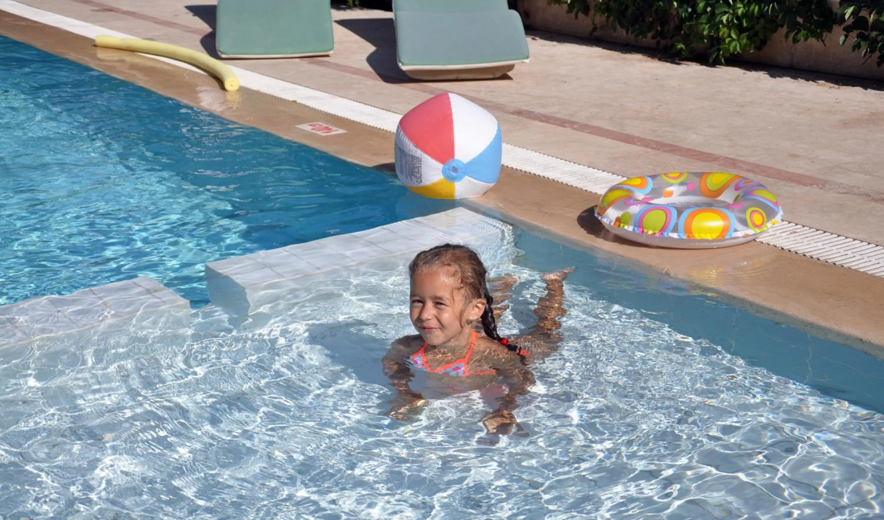 Swimming pool in Tuncer Garden Hotel