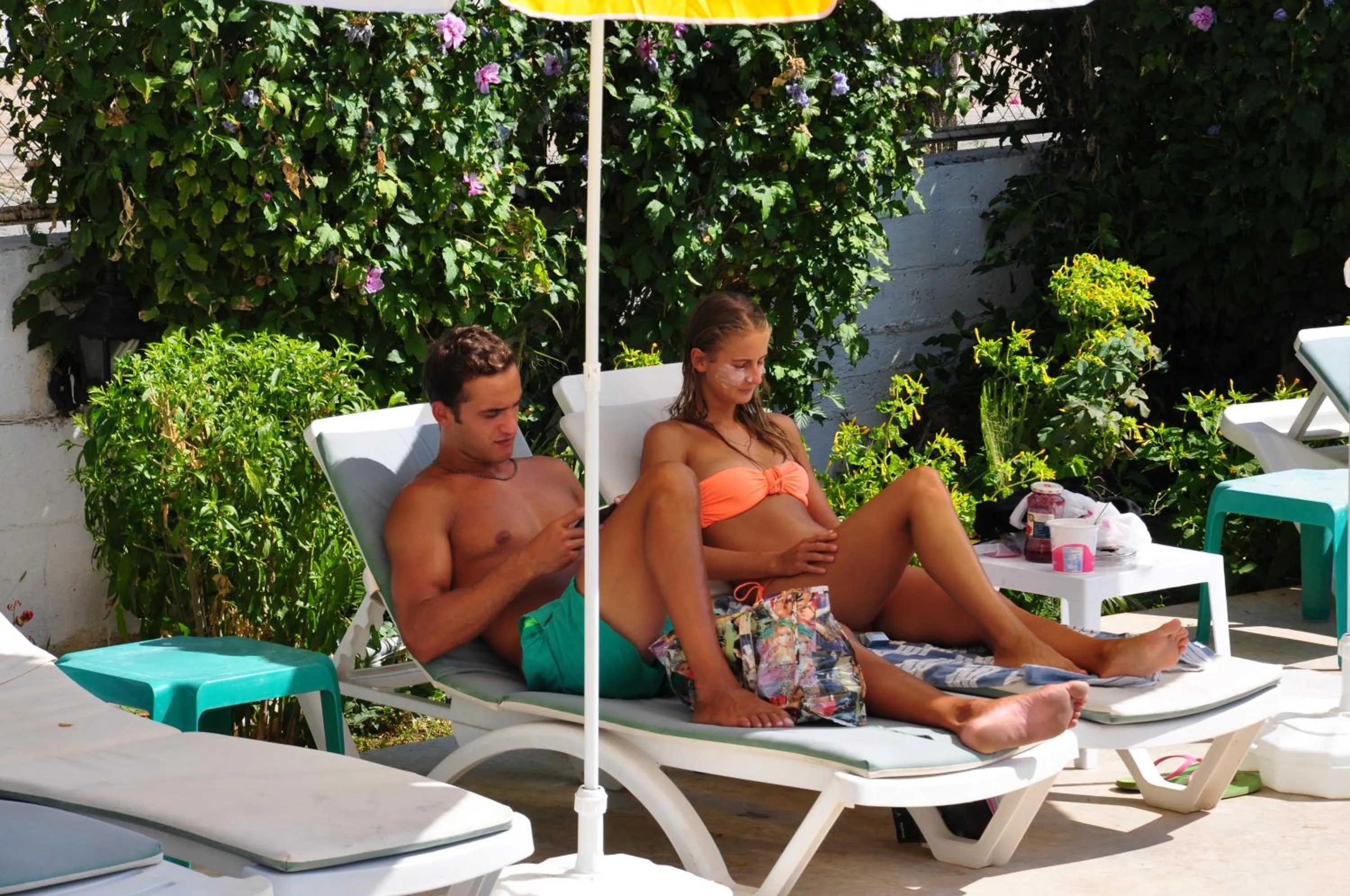 Swimming pool in Tuncer Garden Hotel