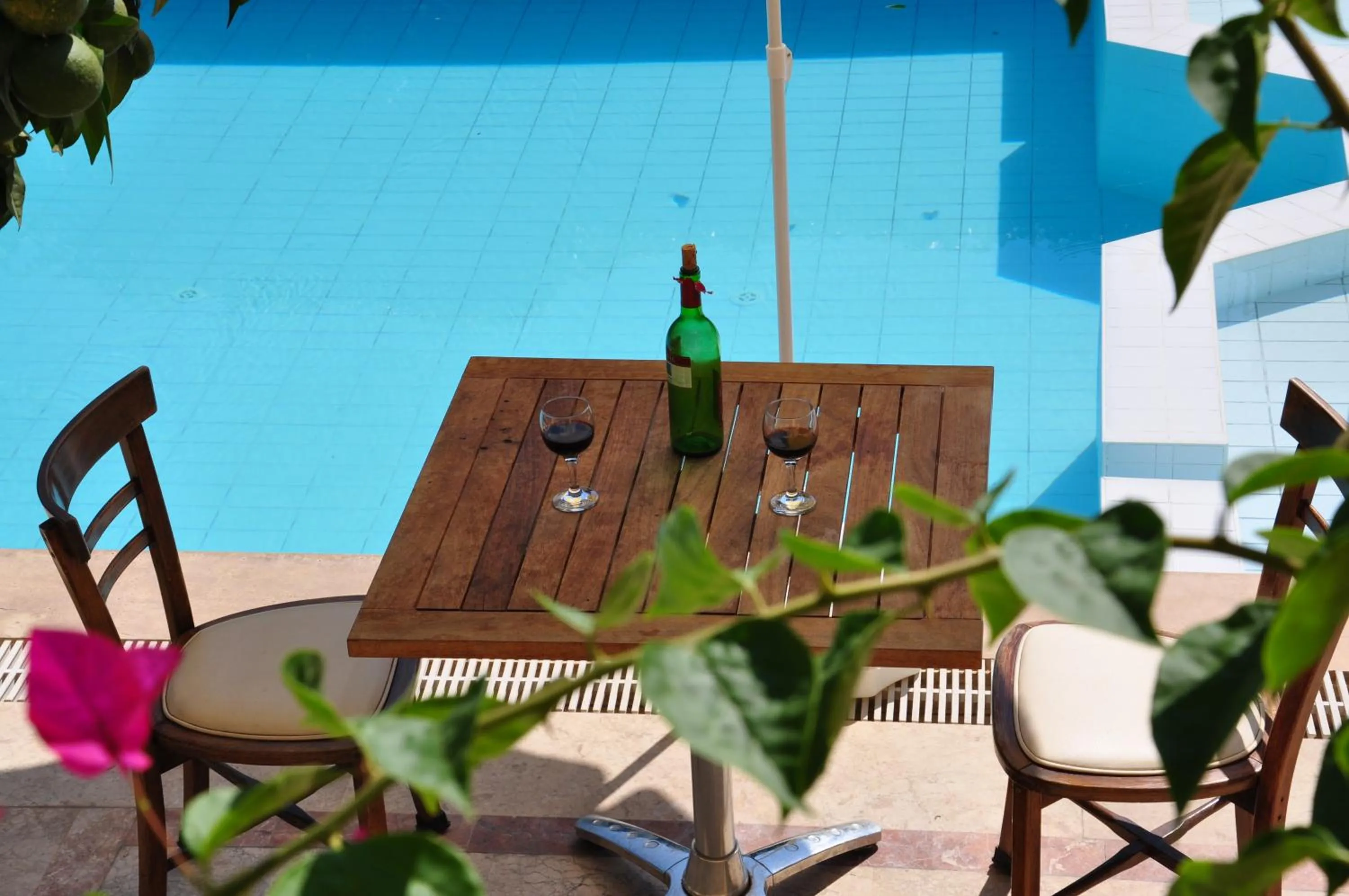 Swimming pool in Tuncer Garden Hotel