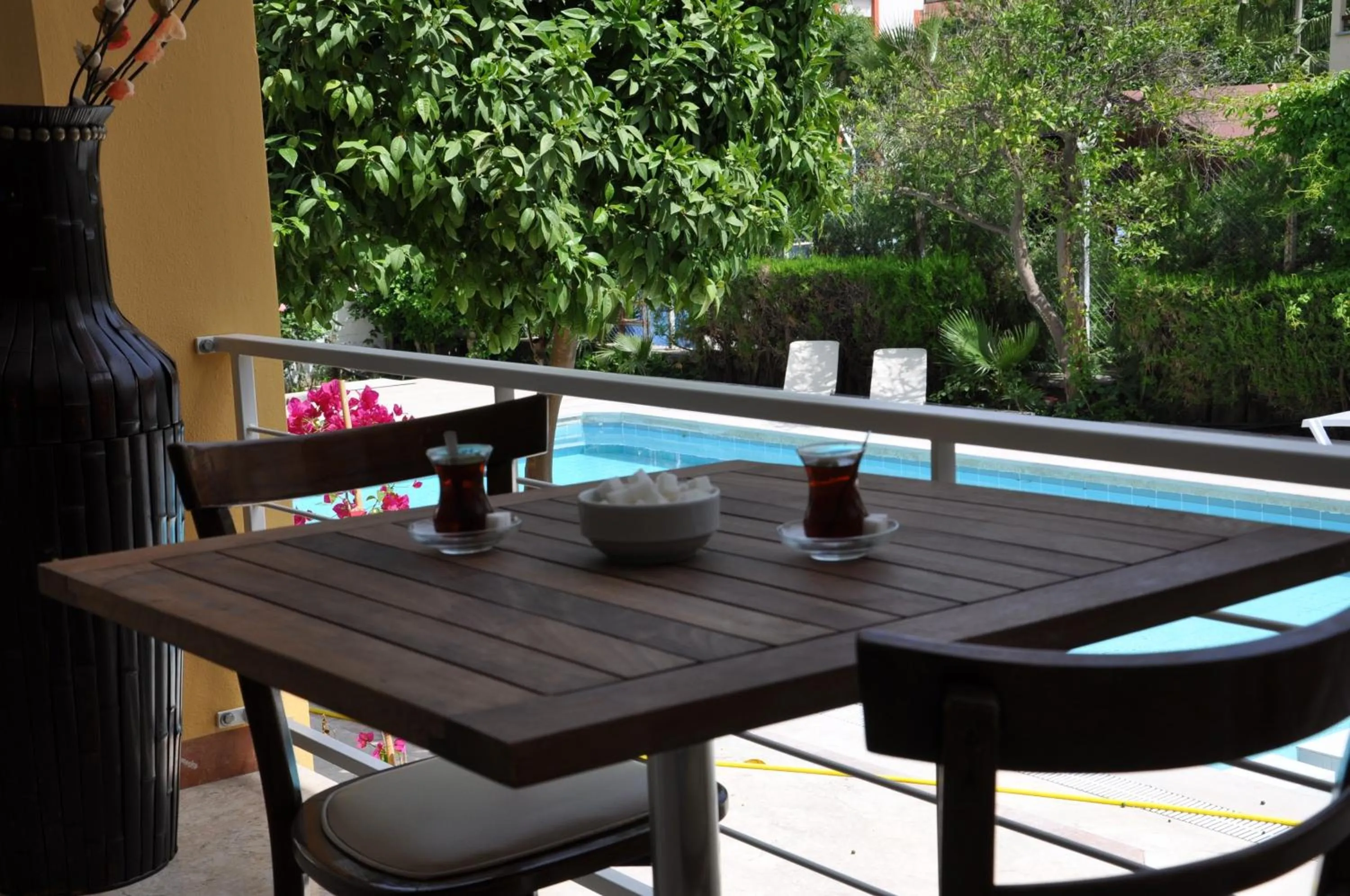 Restaurant/places to eat in Tuncer Garden Hotel