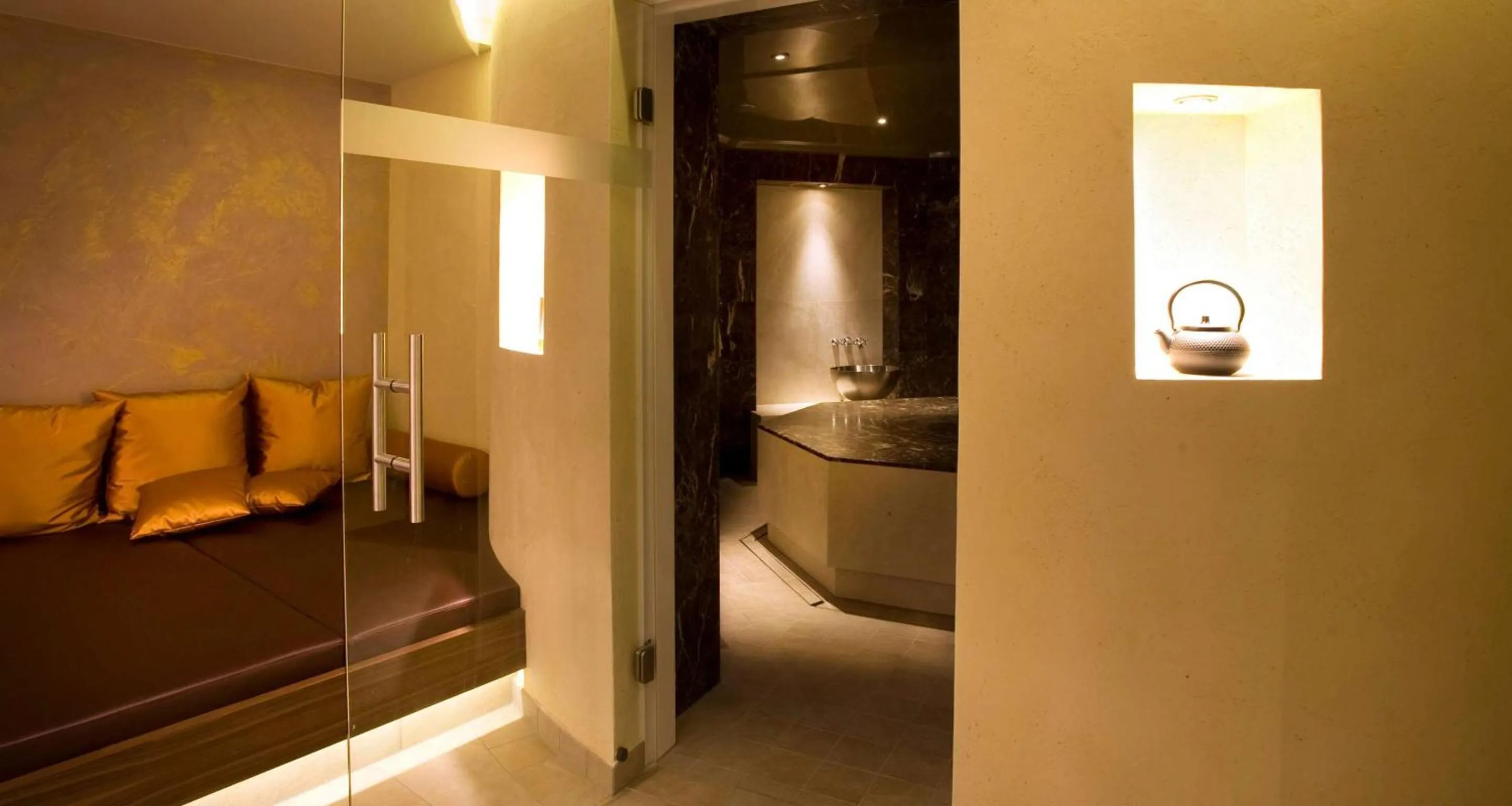 Sports, Bed in Wellness-& Nationalpark Hotel Schliffkopf, BWSC