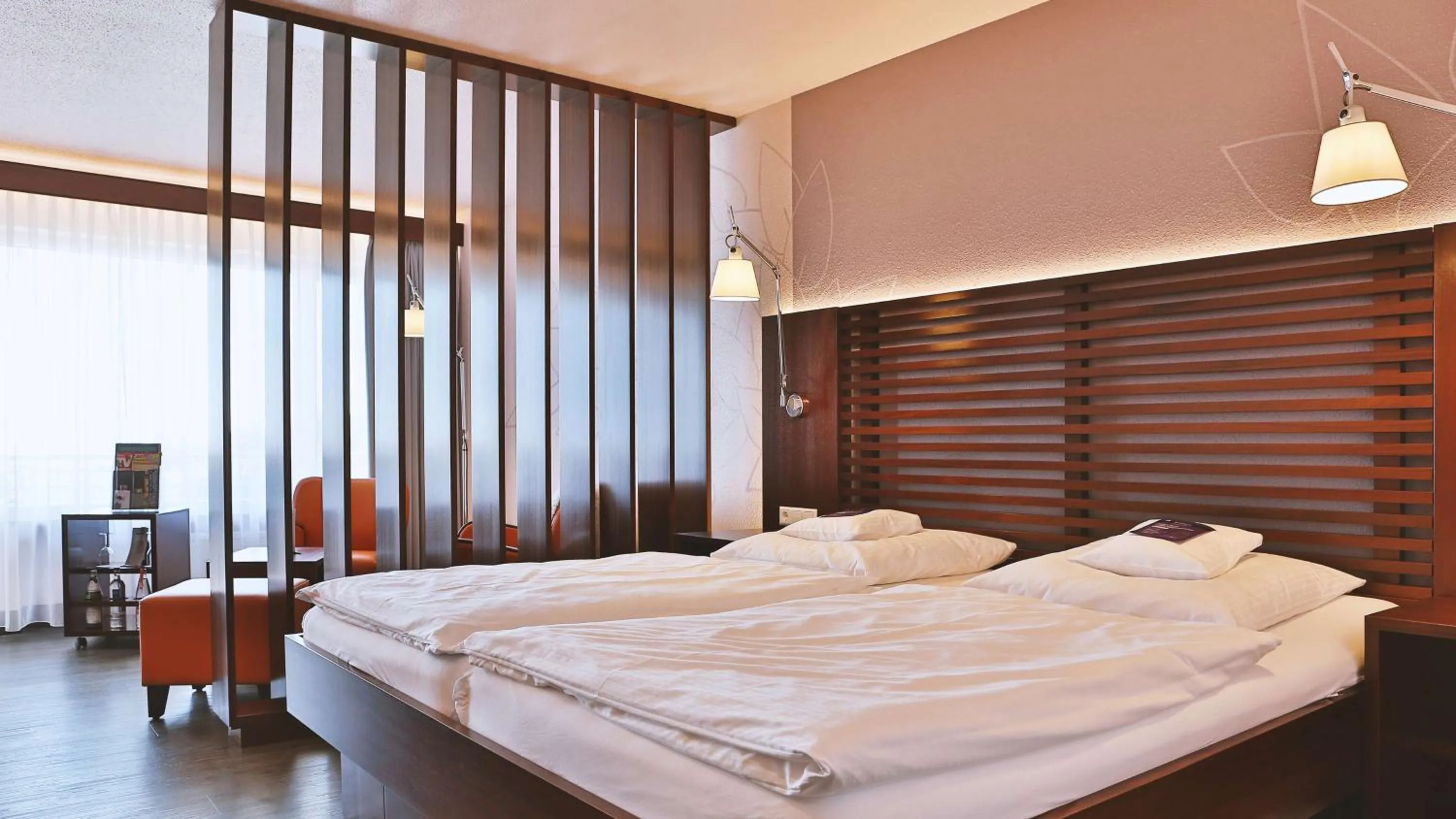 Bedroom, Bed in Wellness-& Nationalpark Hotel Schliffkopf, BWSC