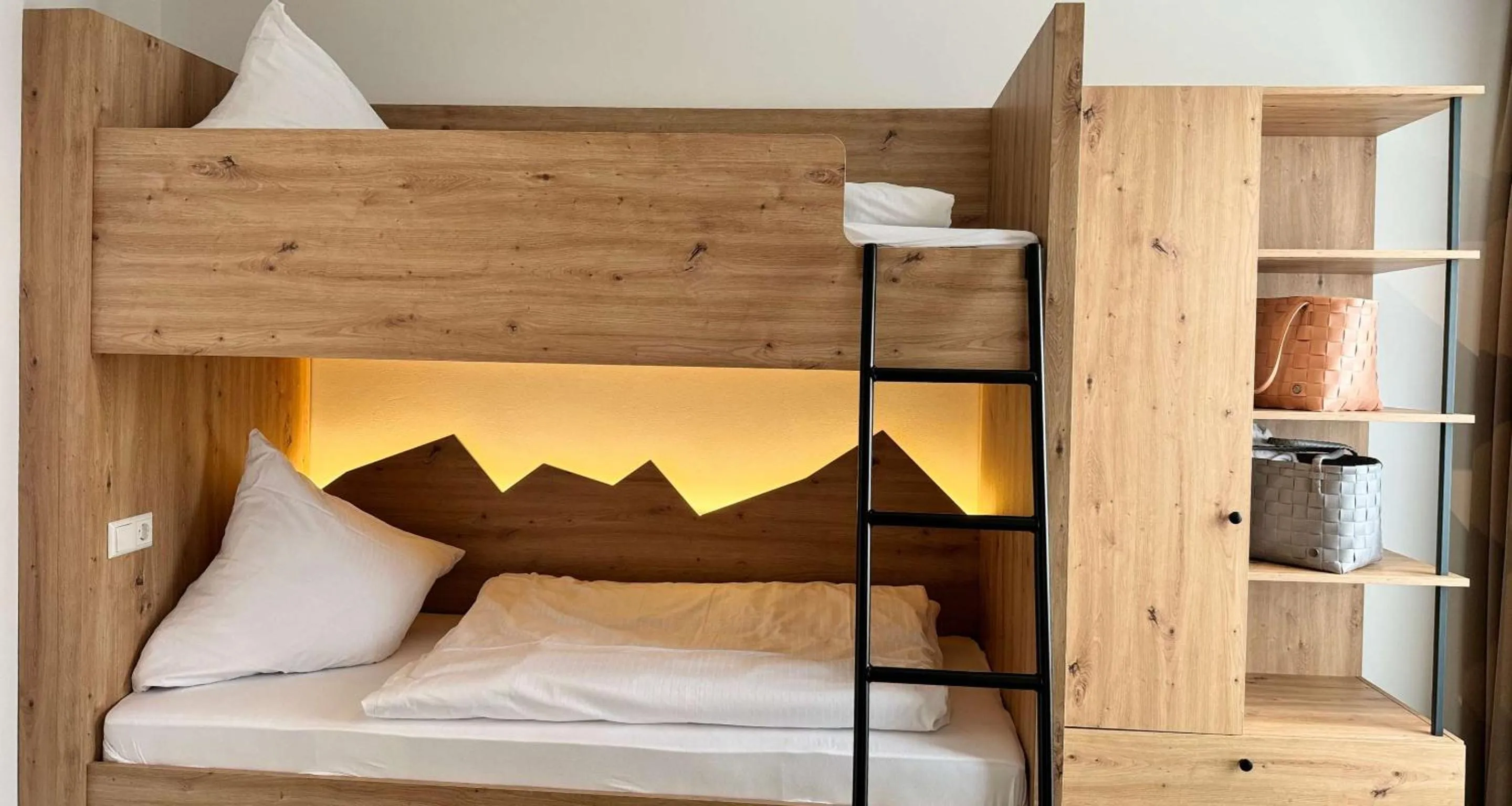 Bedroom, Bed in Wellness-& Nationalpark Hotel Schliffkopf, BWSC