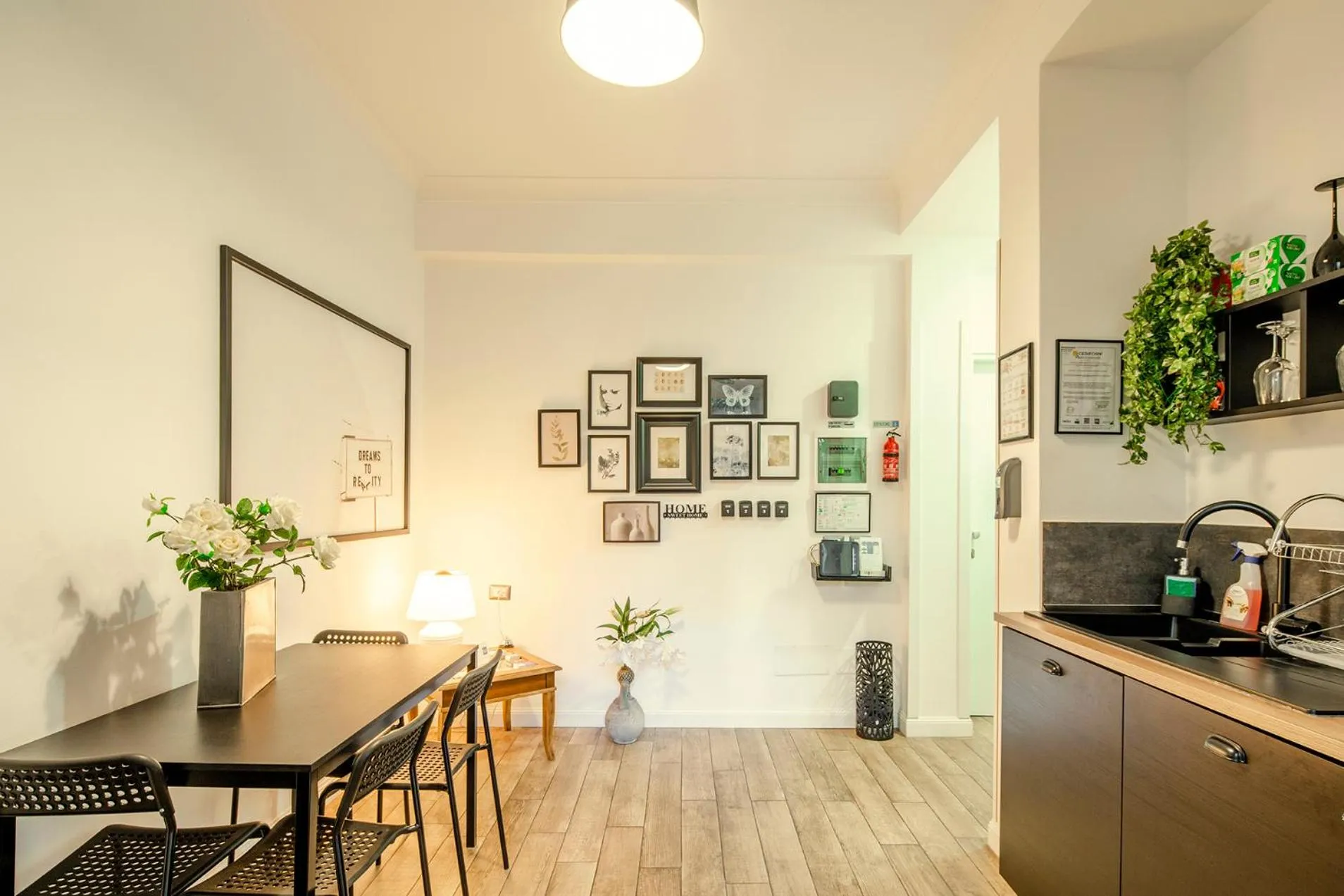 Communal kitchen in GARDEN HOUSE - Luxury Guest House - Self check-in only