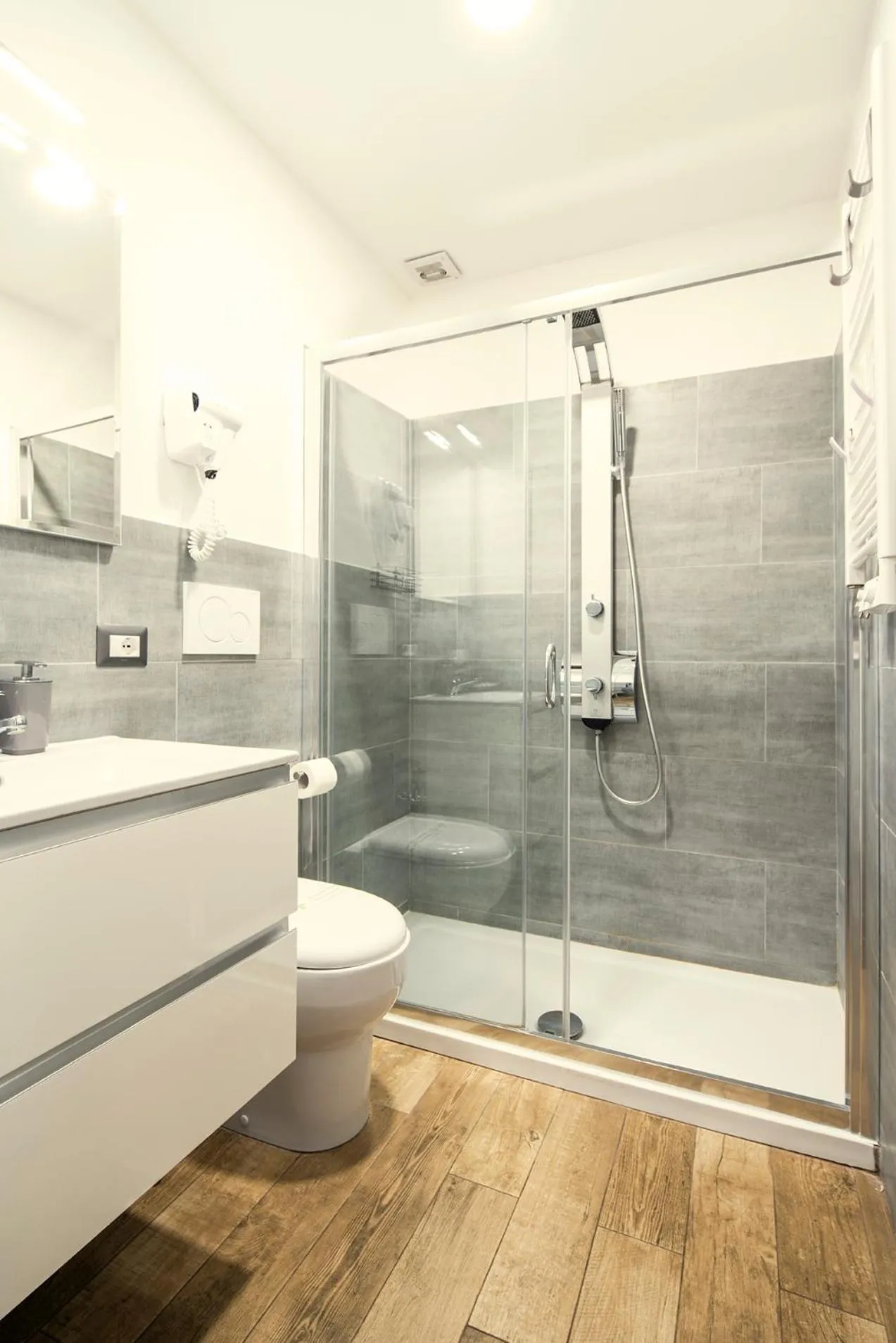 GARDEN HOUSE - Luxury Guest House - Self check-in only