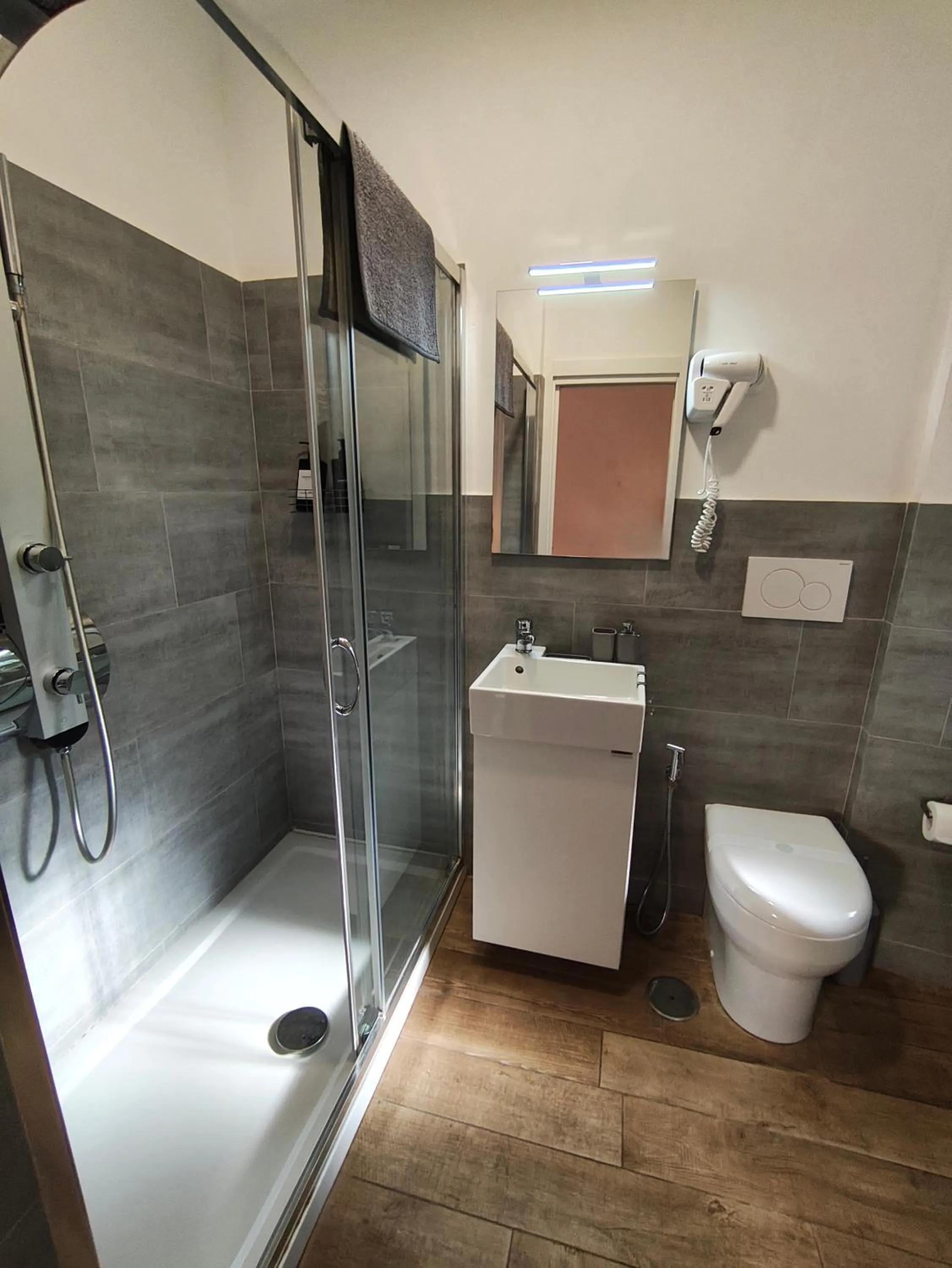 GARDEN HOUSE - Luxury Guest House - Self check-in only