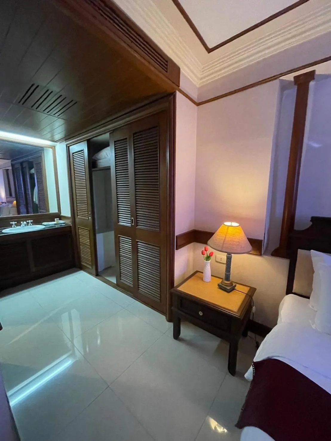 Bed in Suntara Wellness Resort & Hotel