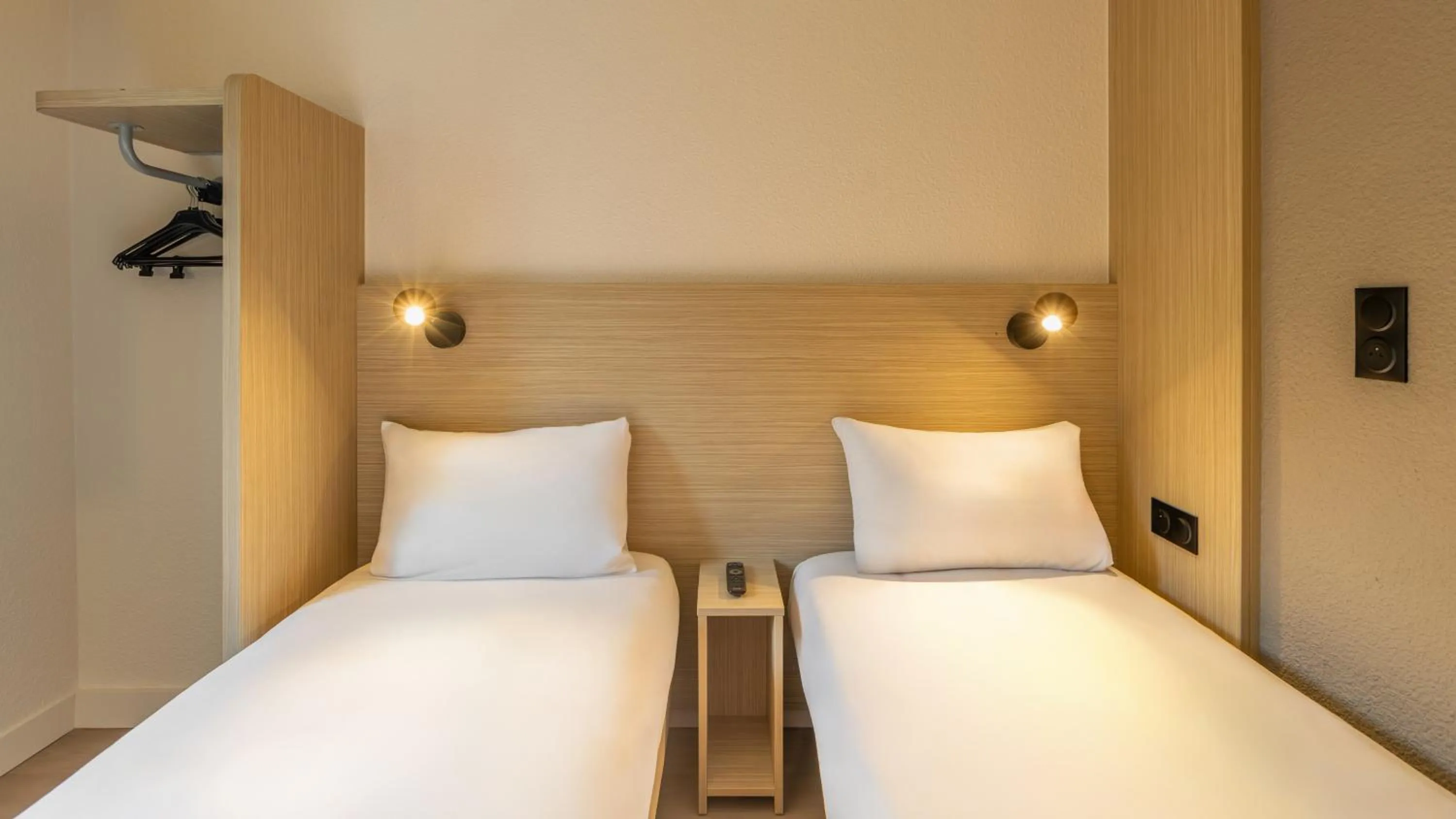 Bed in Première Classe Marne la Vallée - Bussy Saint Georges