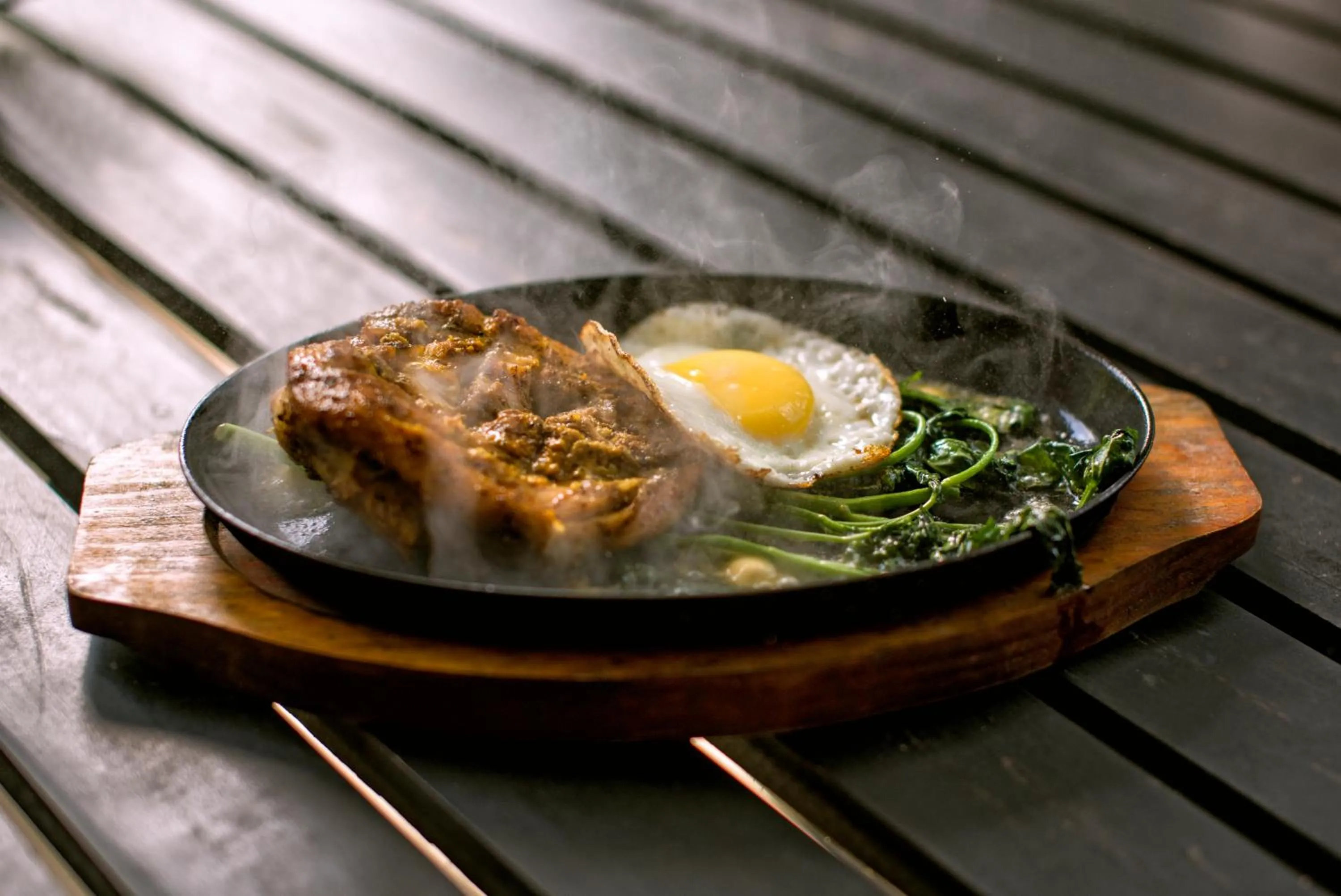 Restaurant/places to eat in Athgira River Camping - Udawalawe