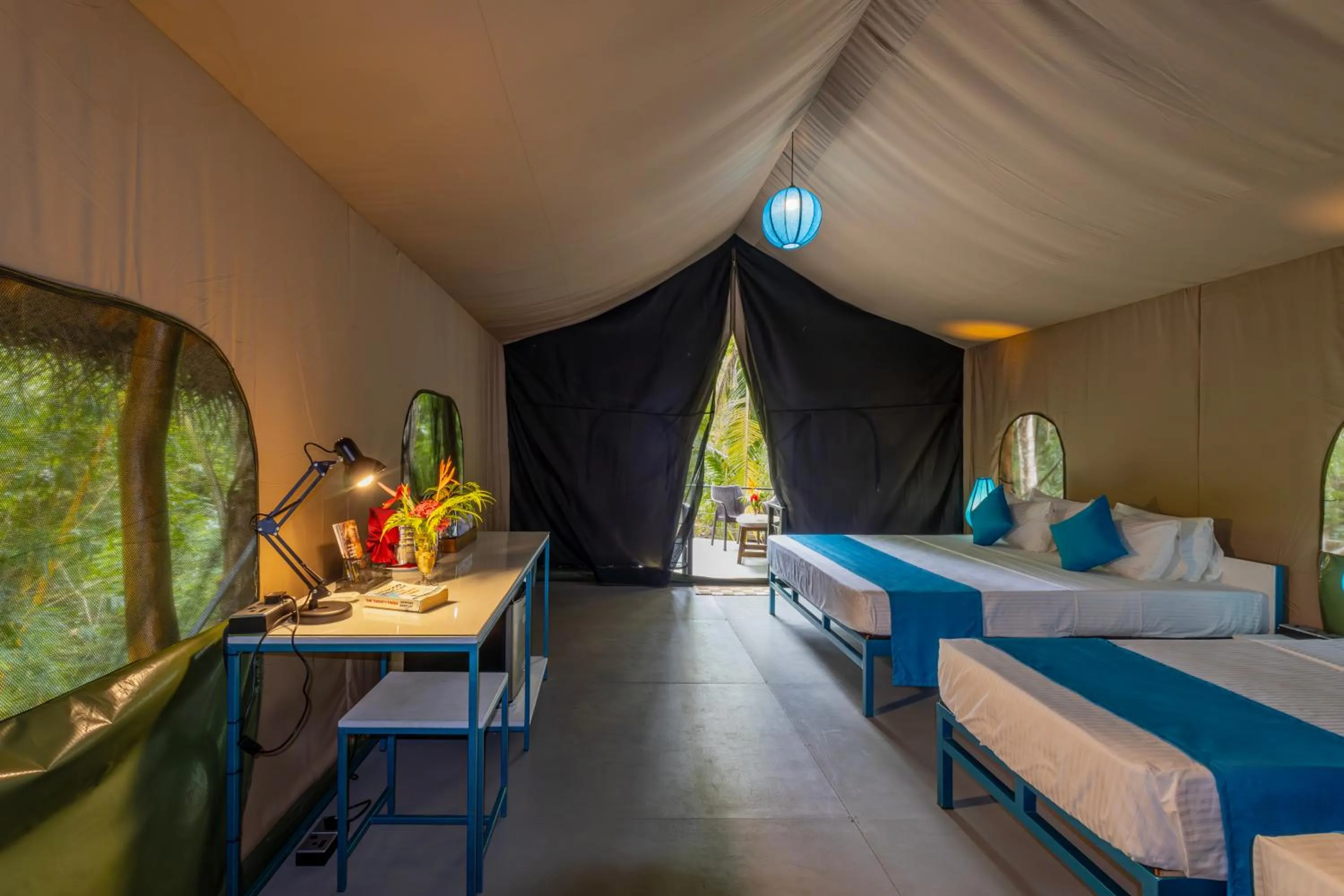 Bed in Athgira River Camping - Udawalawe