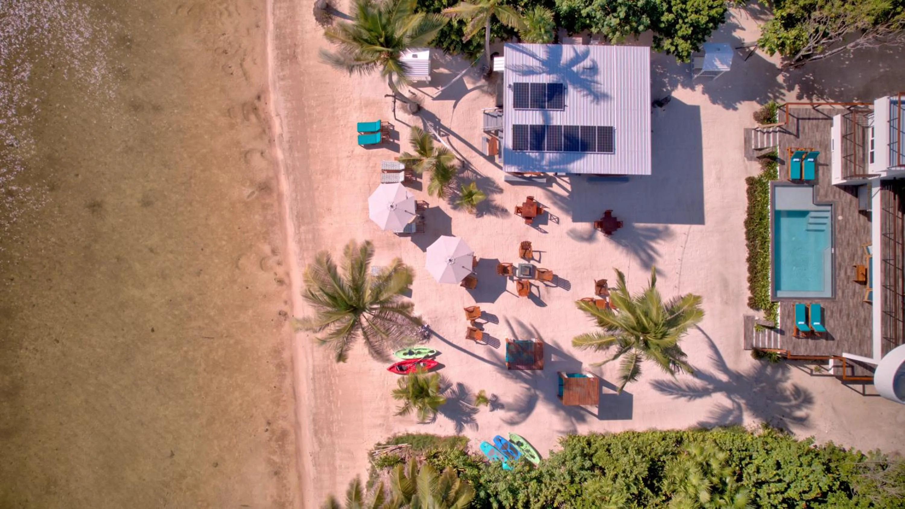 Restaurant/places to eat in Mangata Villas Adults Only