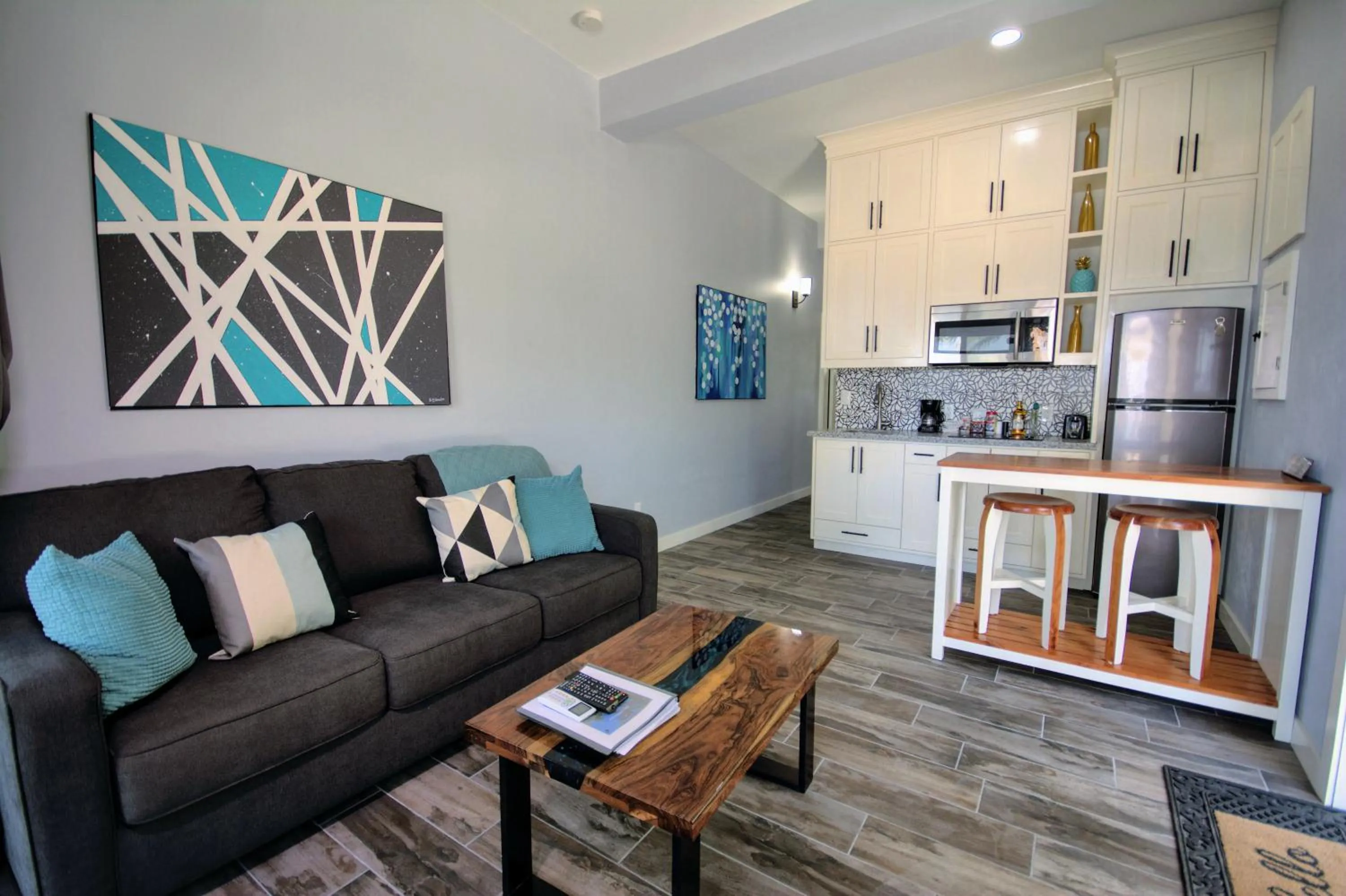 Kitchen or kitchenette in Mangata Villas Adults Only