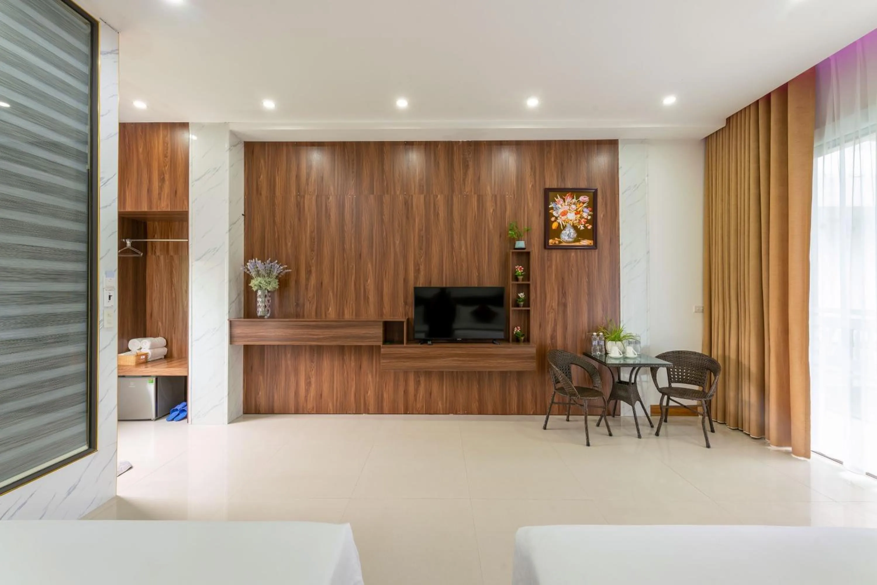 TAM COC SUNSHINE HOTEL