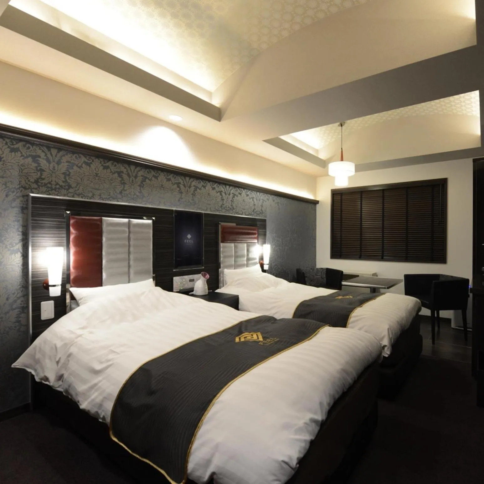 Bed in Hotels & Resort Feel