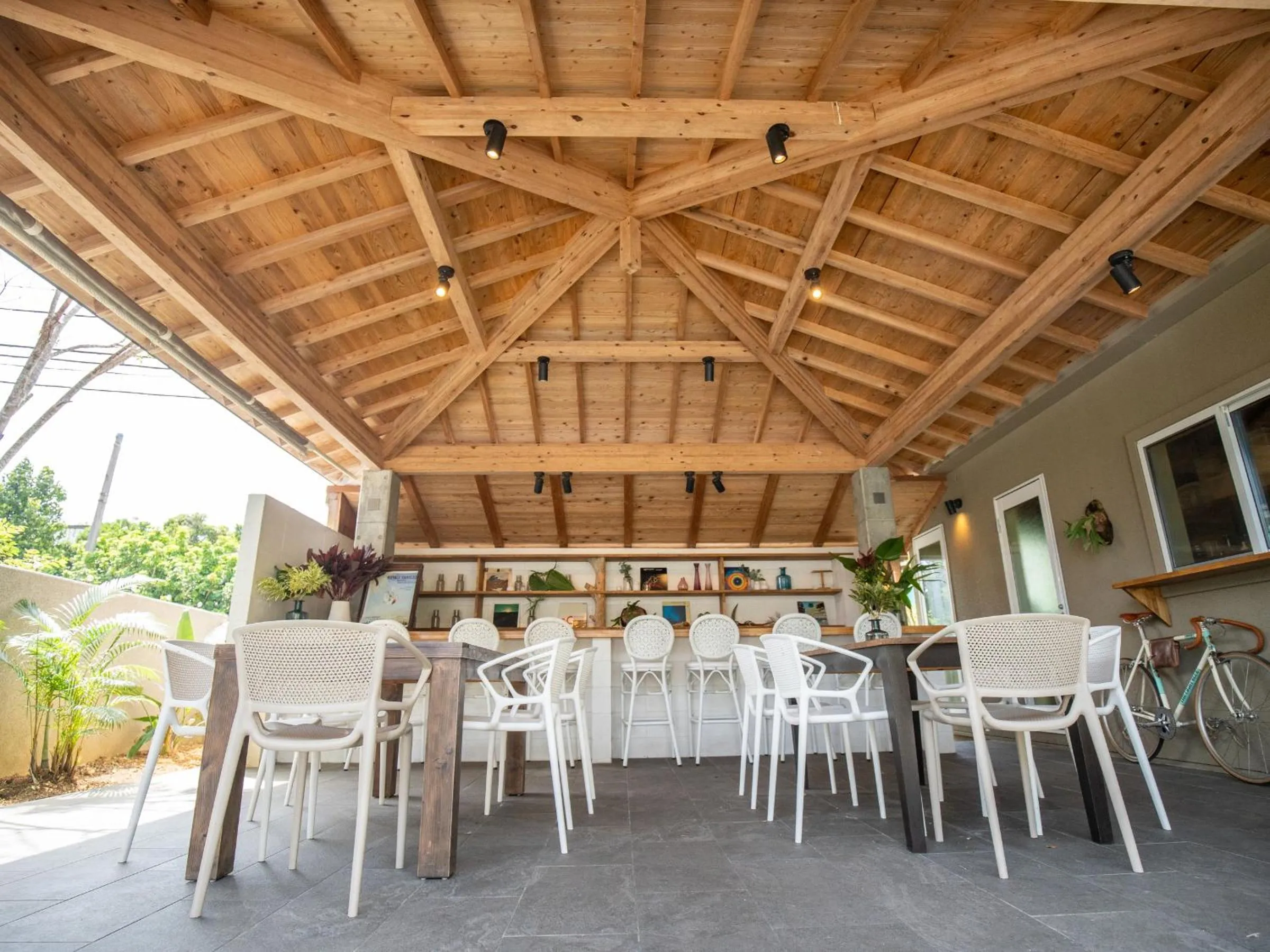 Restaurant/places to eat in Mihana Onnason