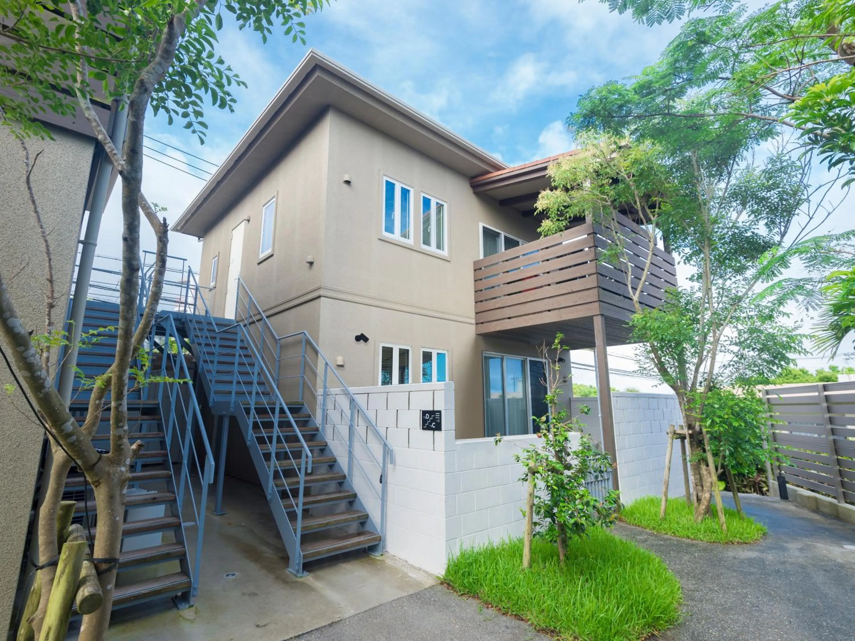 Property building in Mihana Onnason