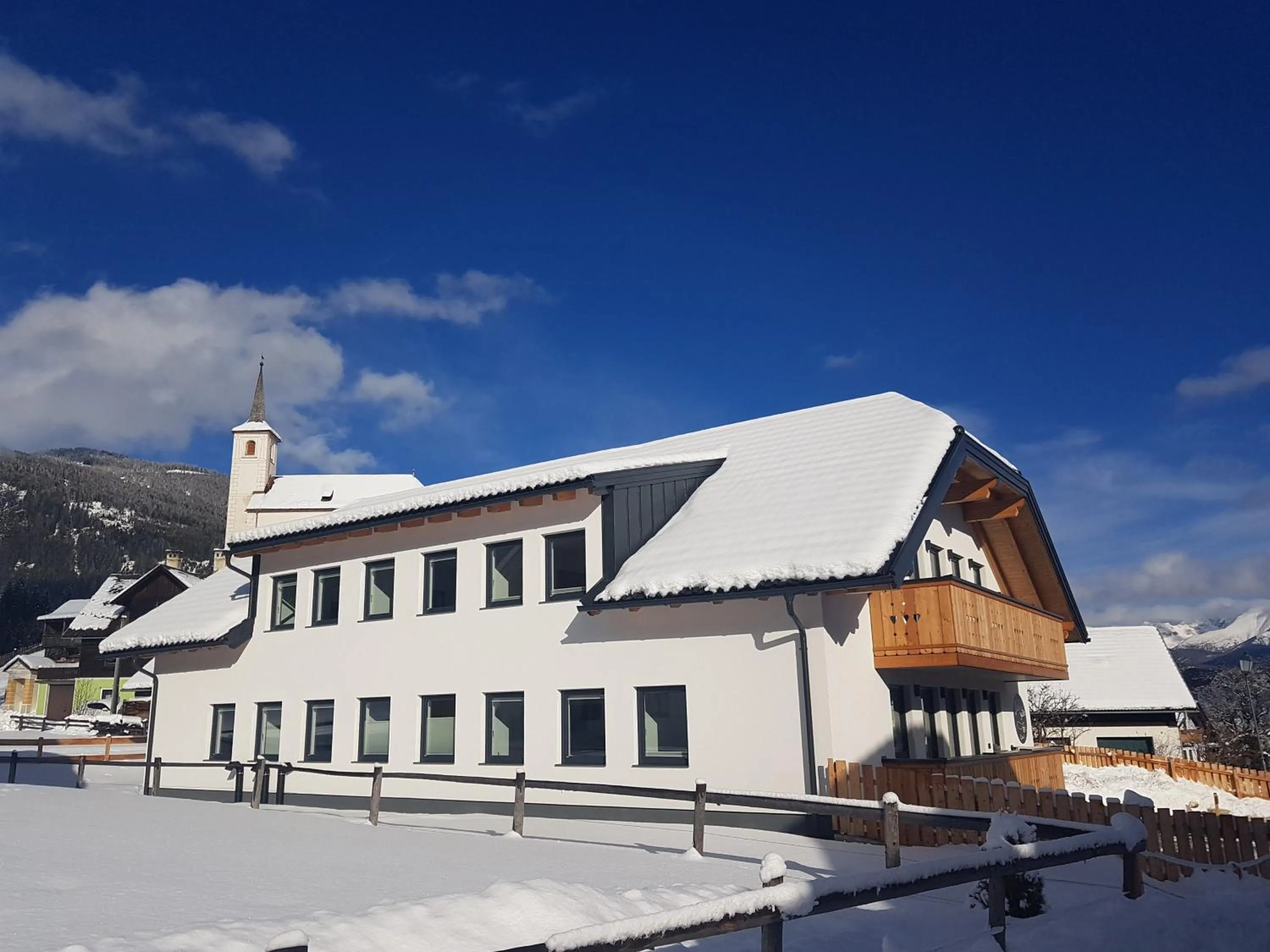 Property building in DAVID SUITEN