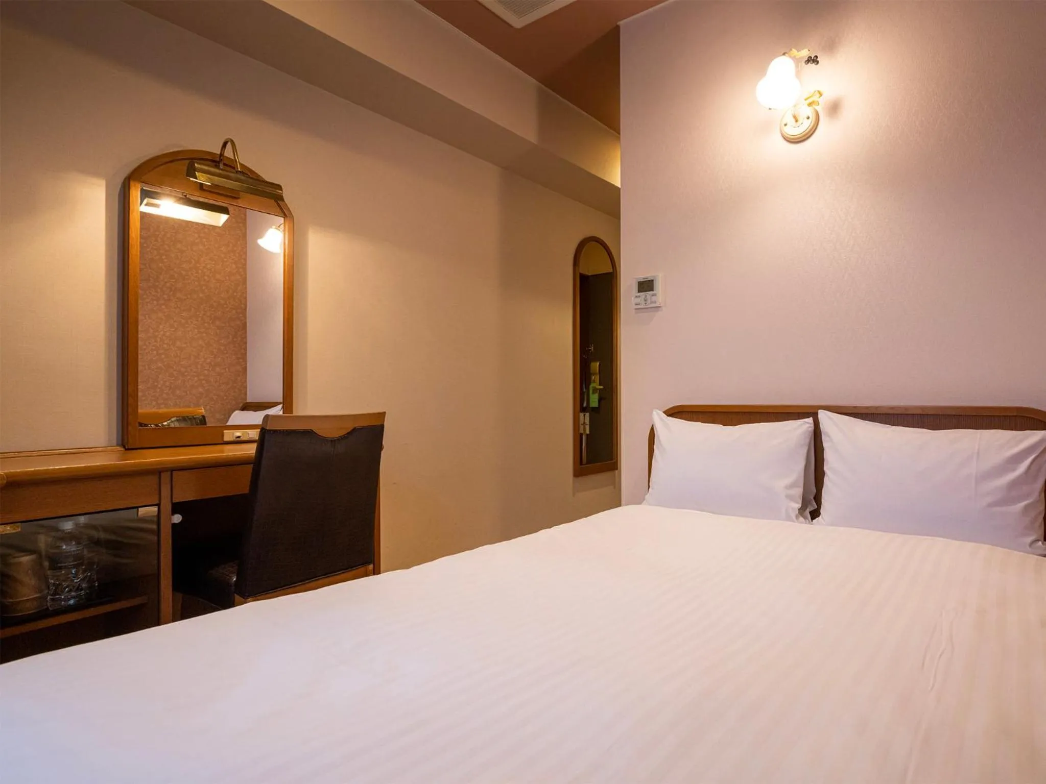 Photo of the whole room in Hotel Eclair Hakata