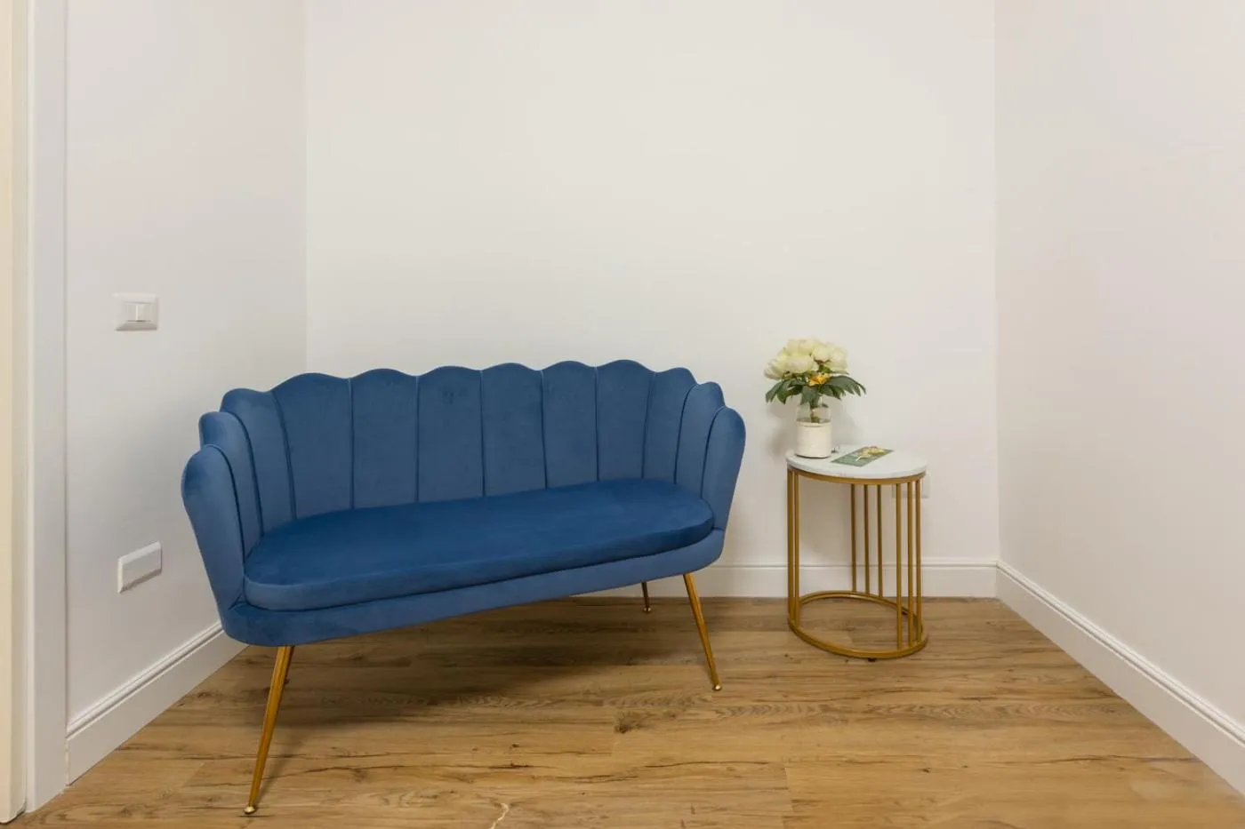 Seating area in Fior Di Loto Rooms