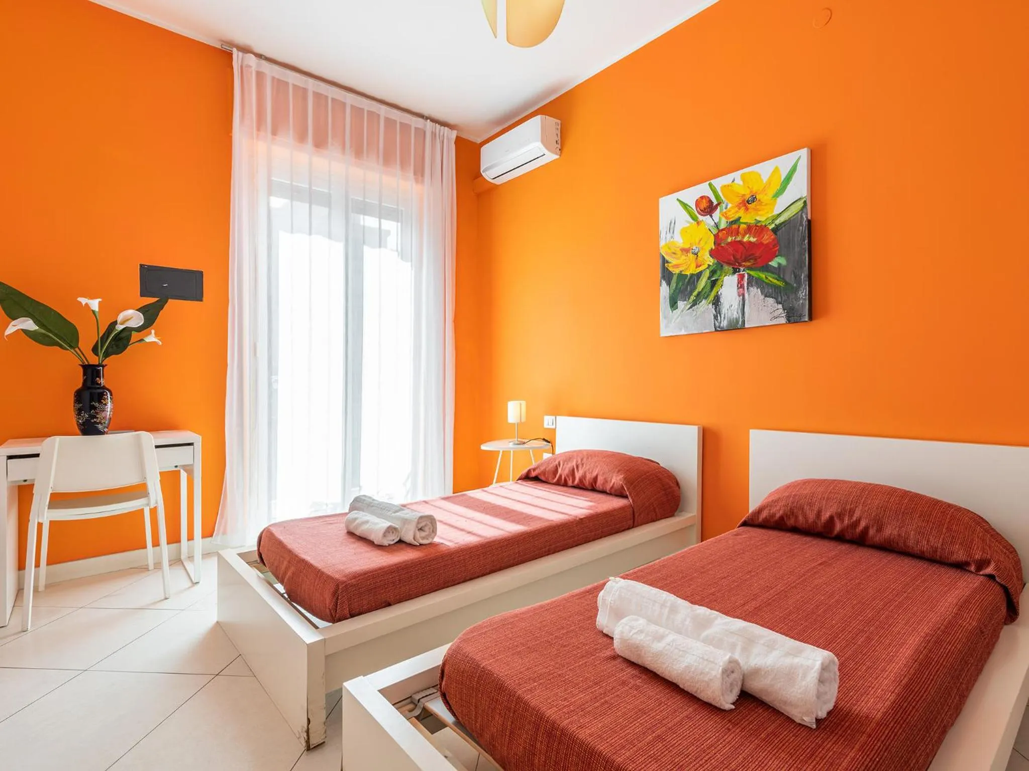 Bedroom, Bed in Thanit Rooms