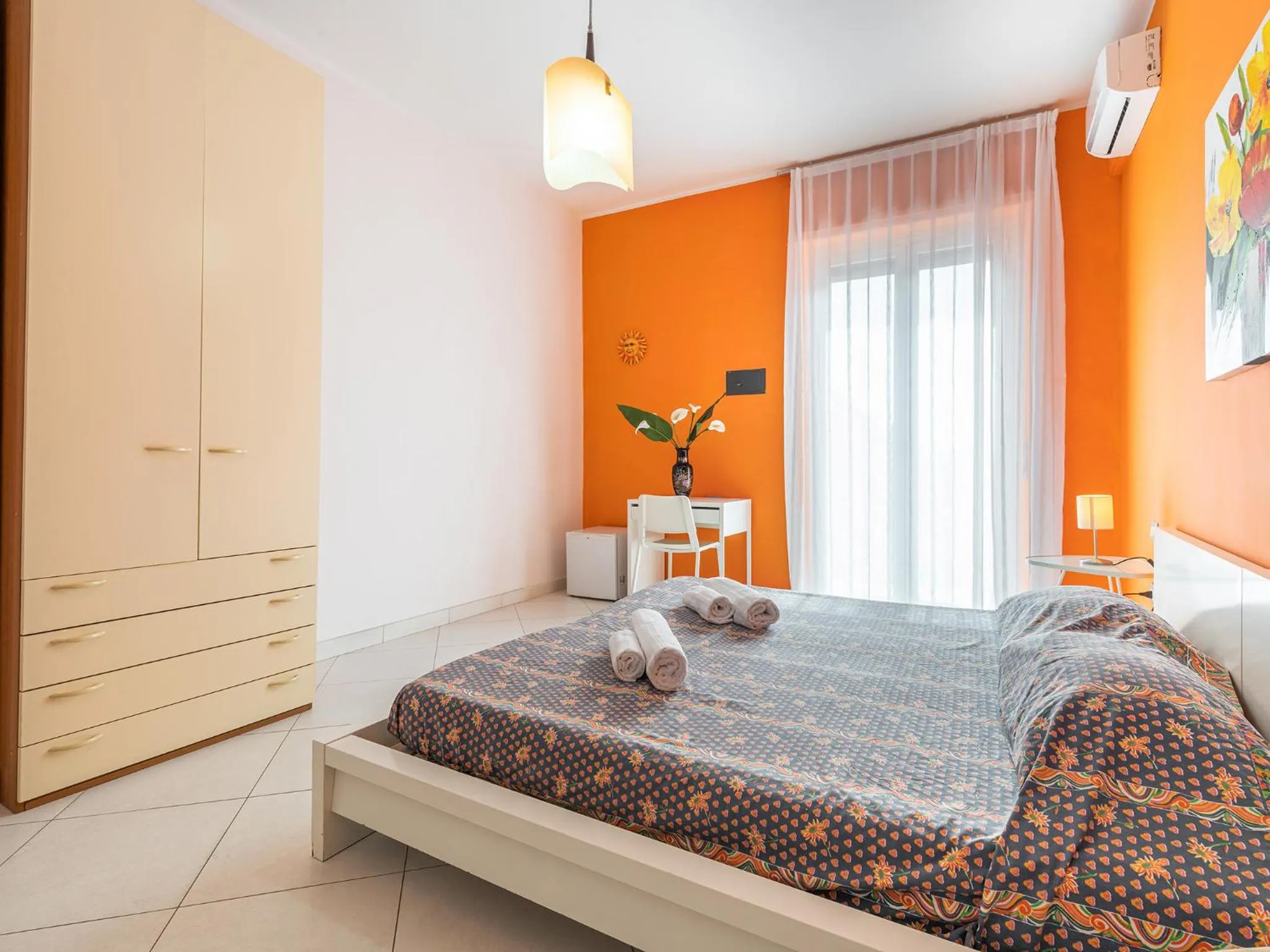 Bedroom, Bed in Thanit Rooms