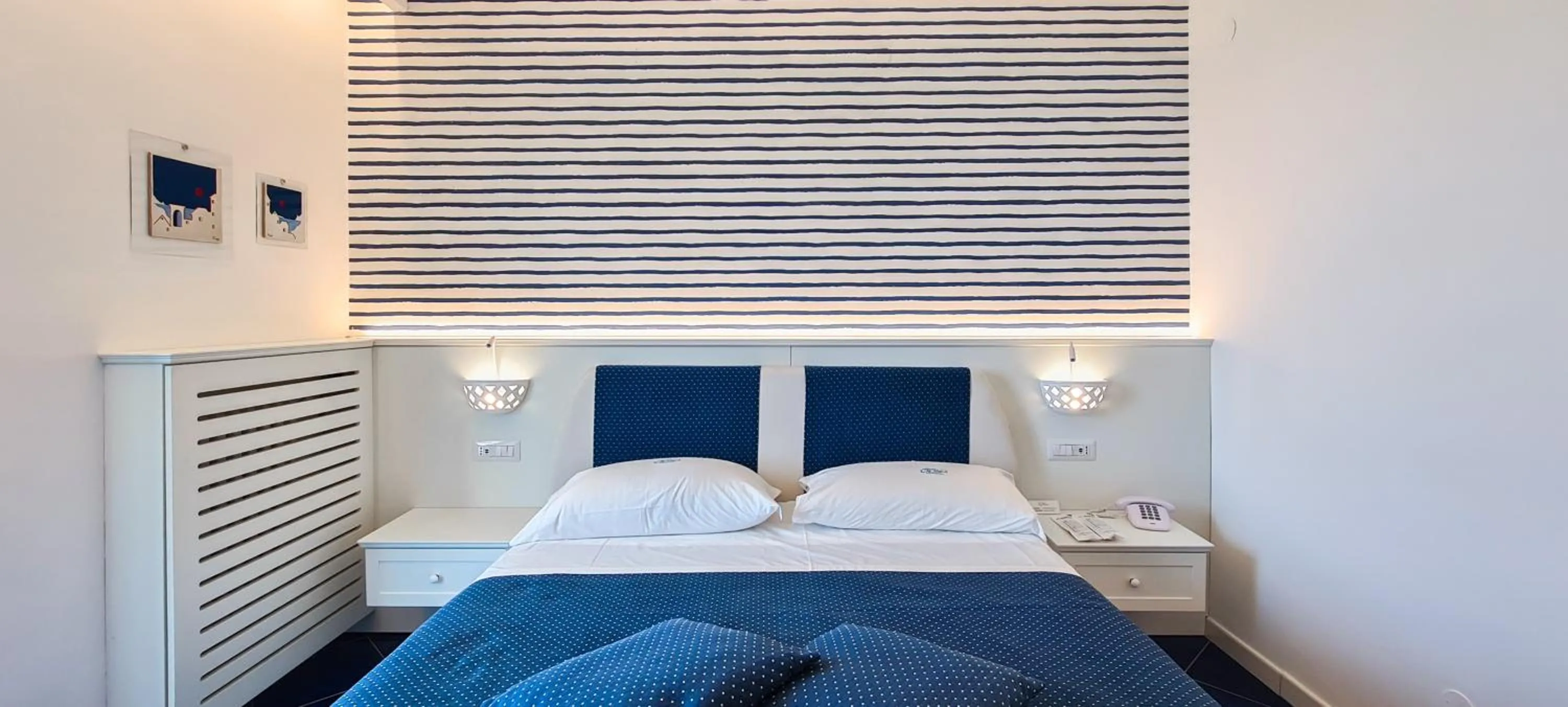 Bedroom, Bed in Hotel Calanca