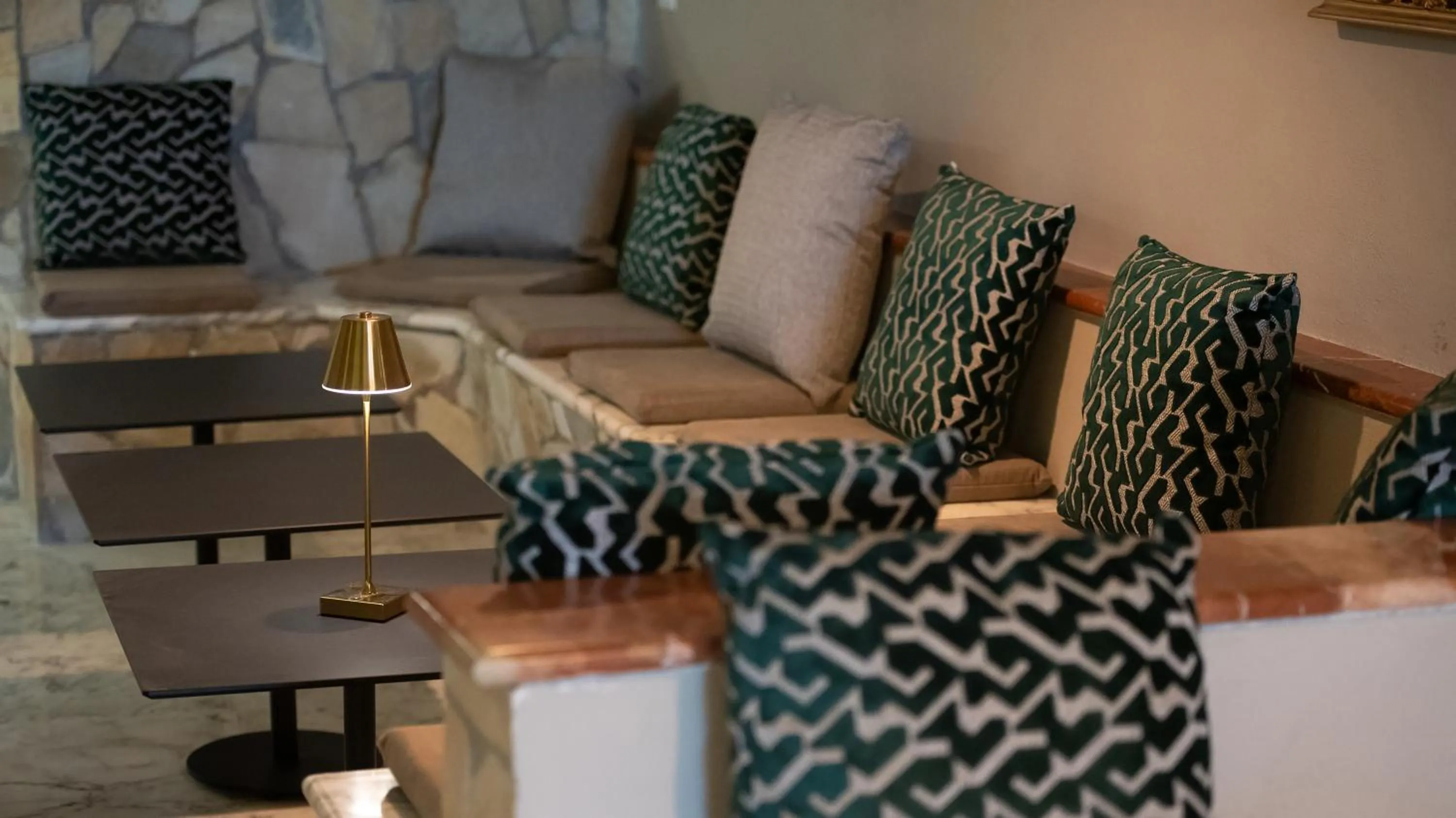 Lounge or bar in Hotel Calanca