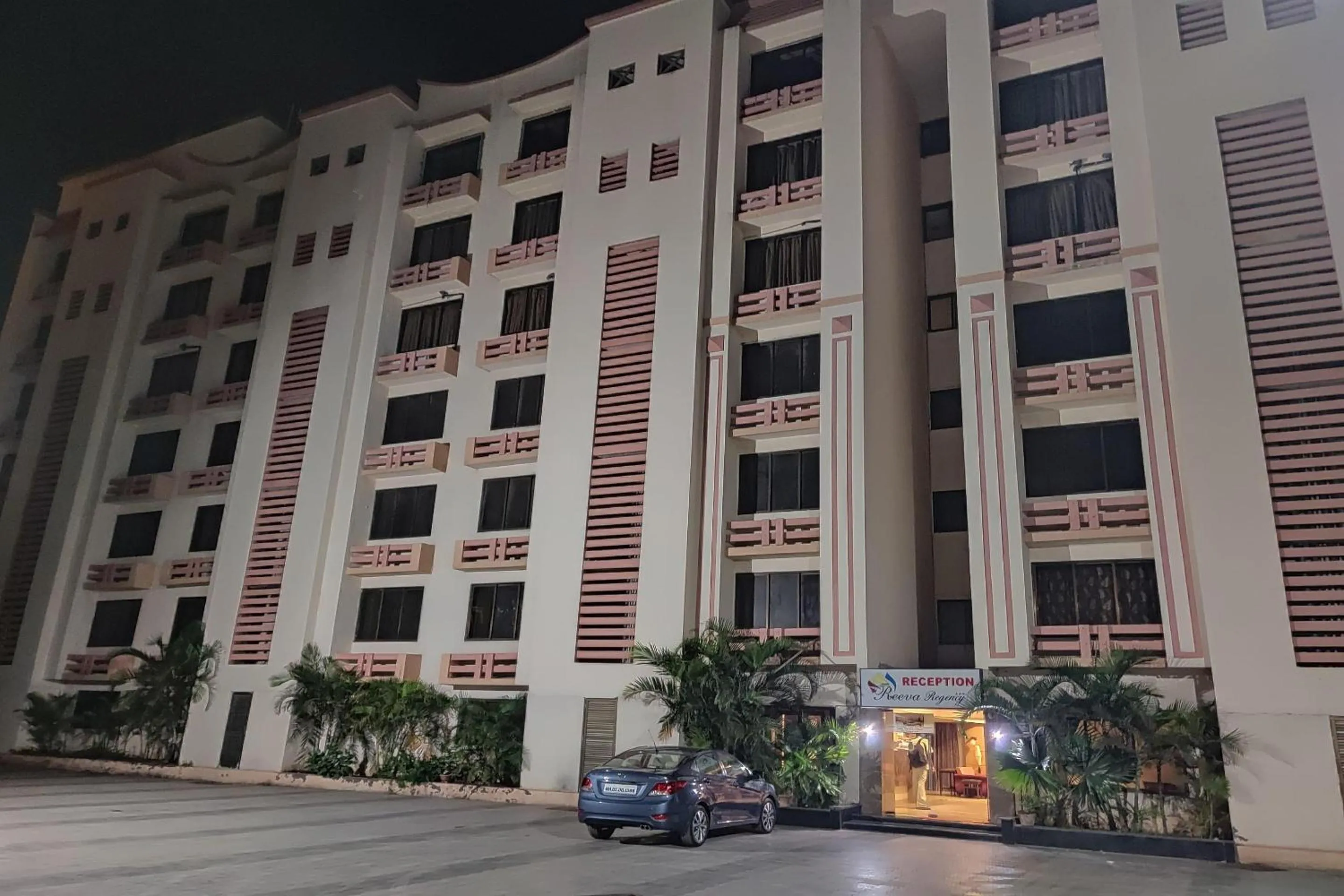 Facade/entrance in Collection O Reeva Regency