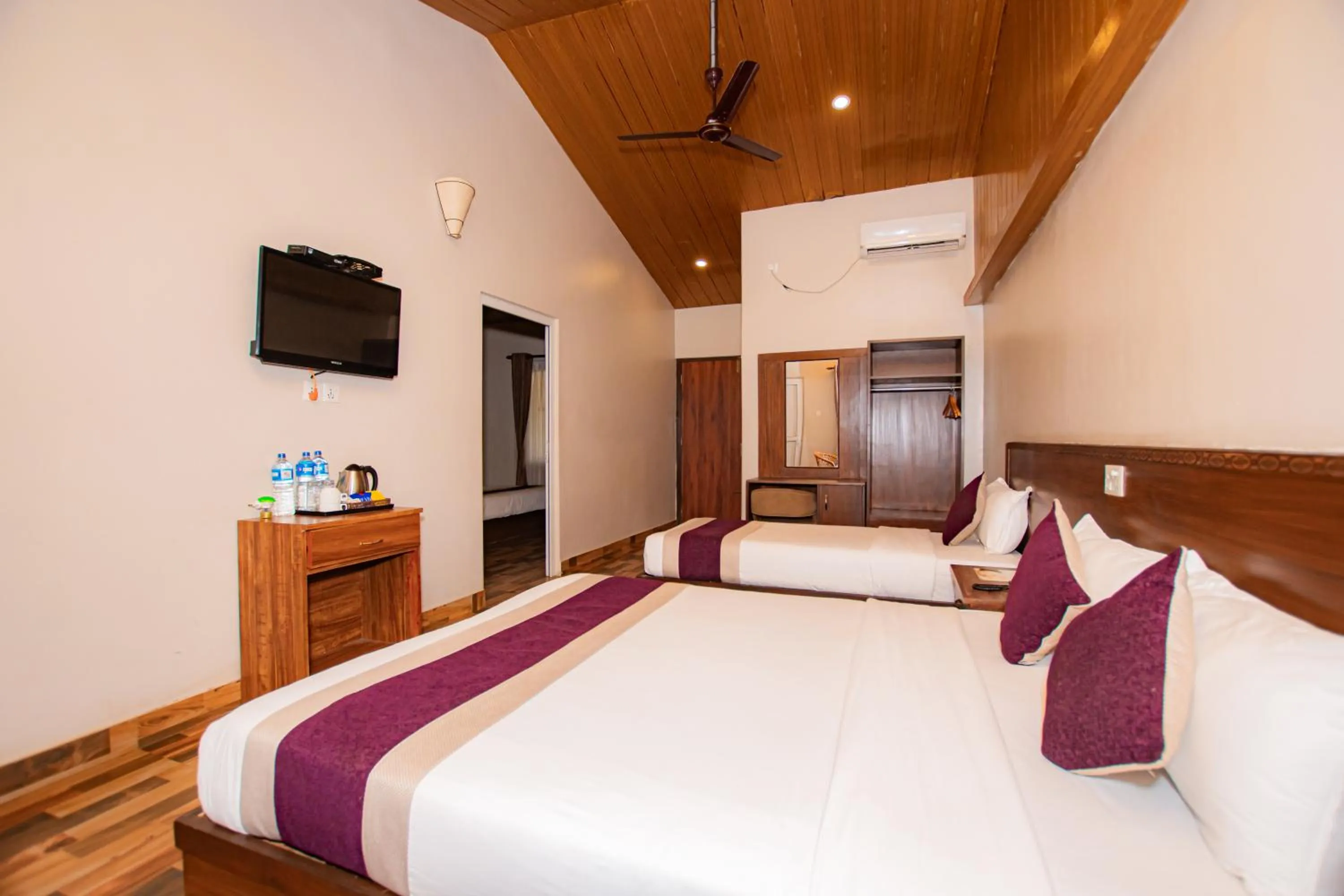 Bed in Busy Bee Resort, Pokhara