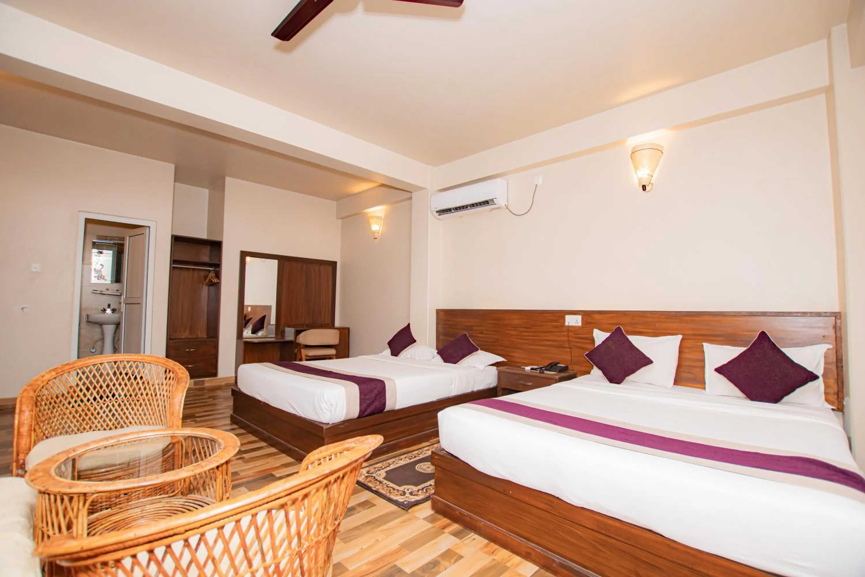 Bed in Busy Bee Resort, Pokhara