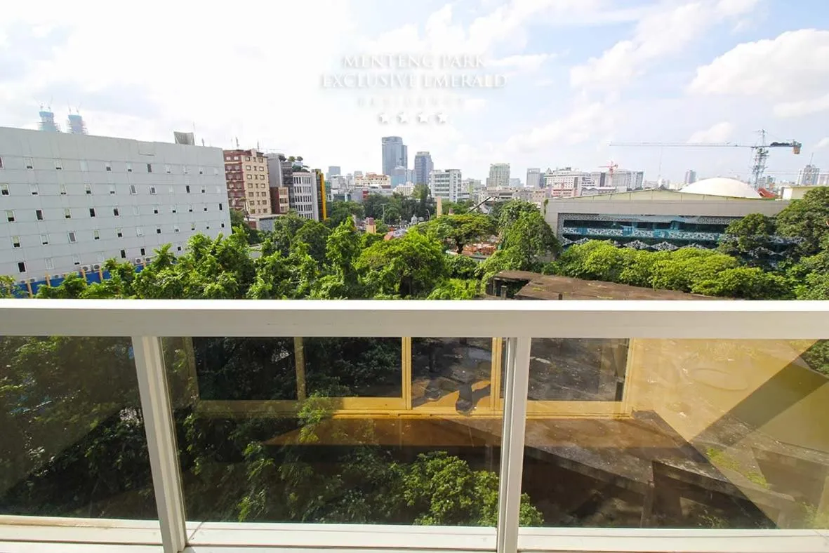 Menteng Park Exclusive Emerald