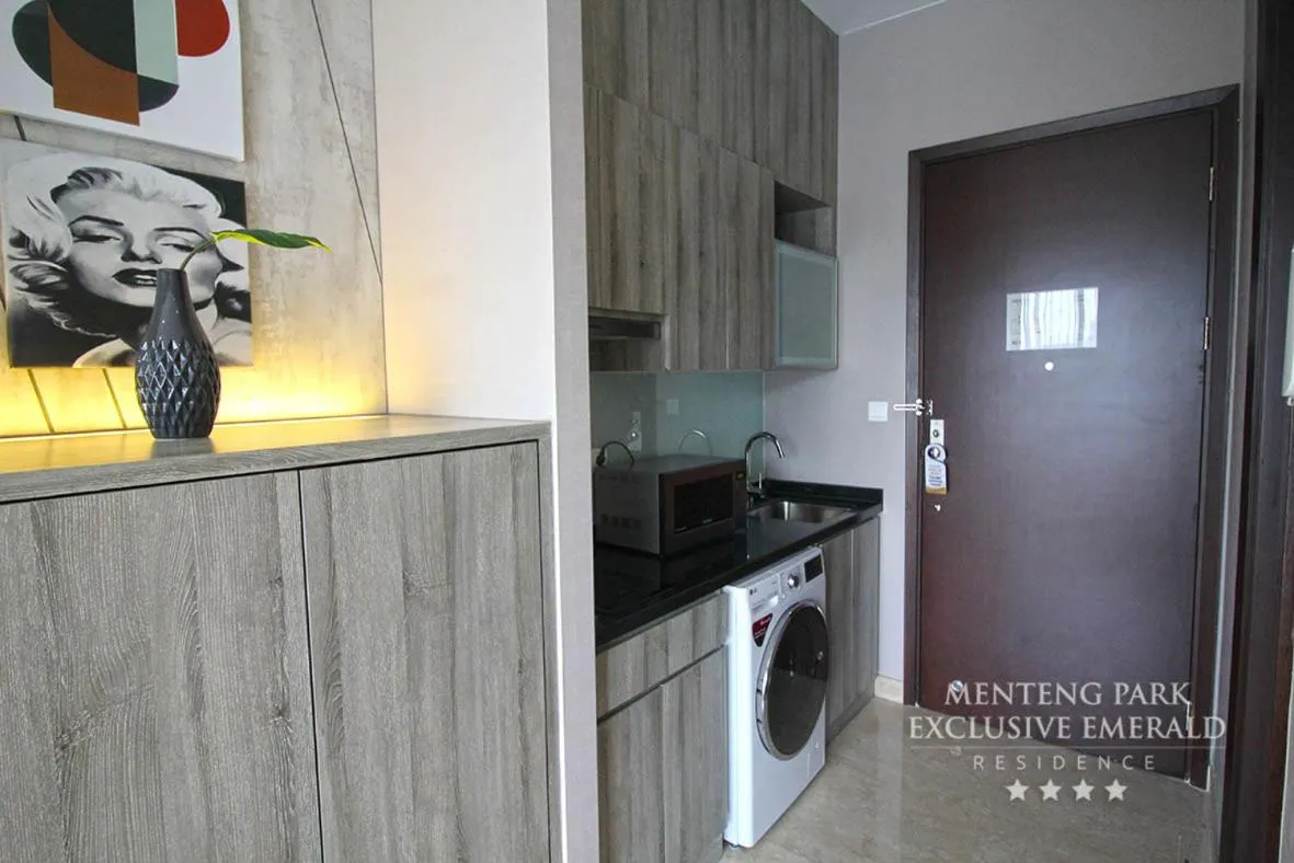 Menteng Park Exclusive Emerald