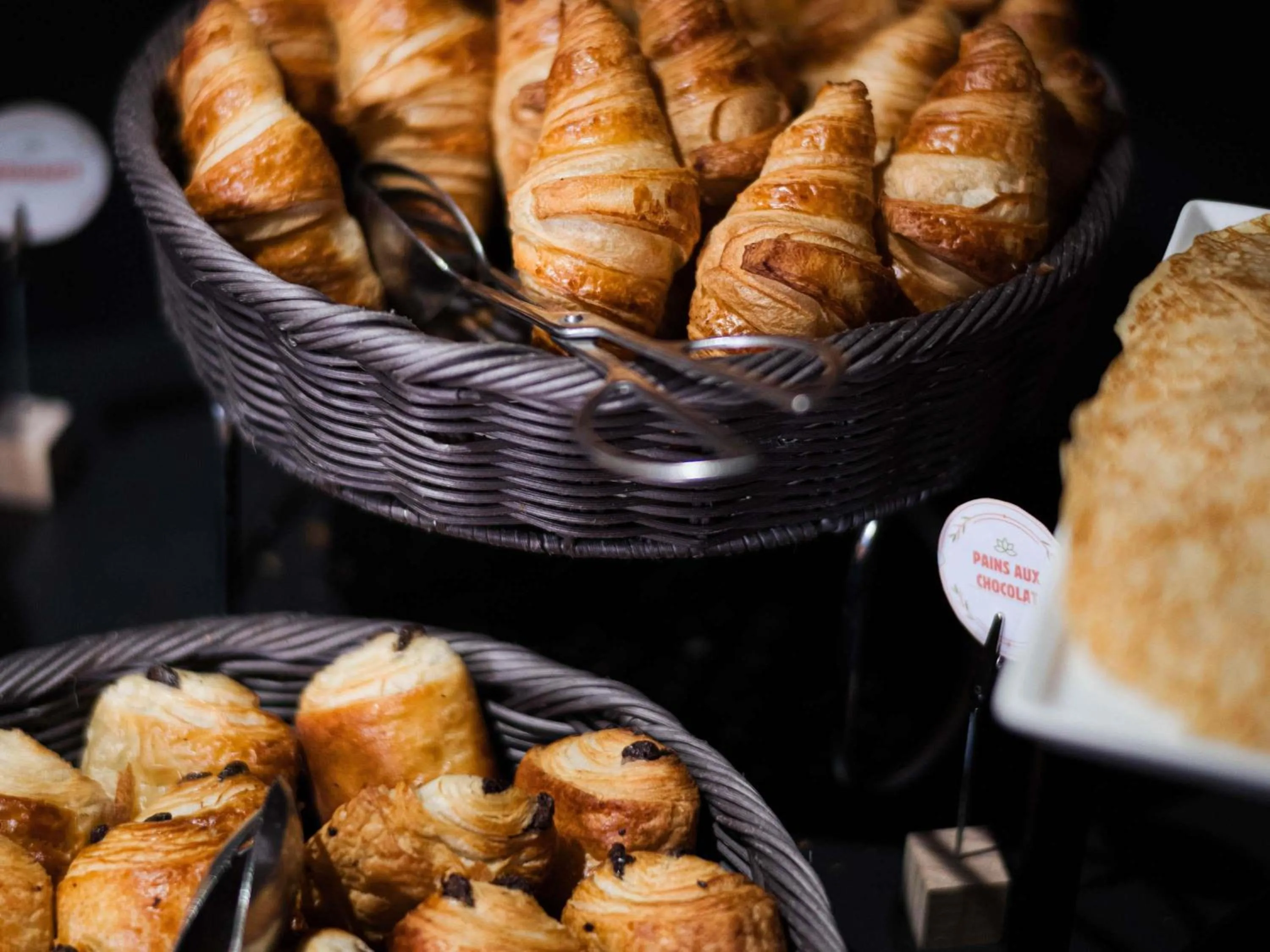 Breakfast in IBIS Port de plaisance