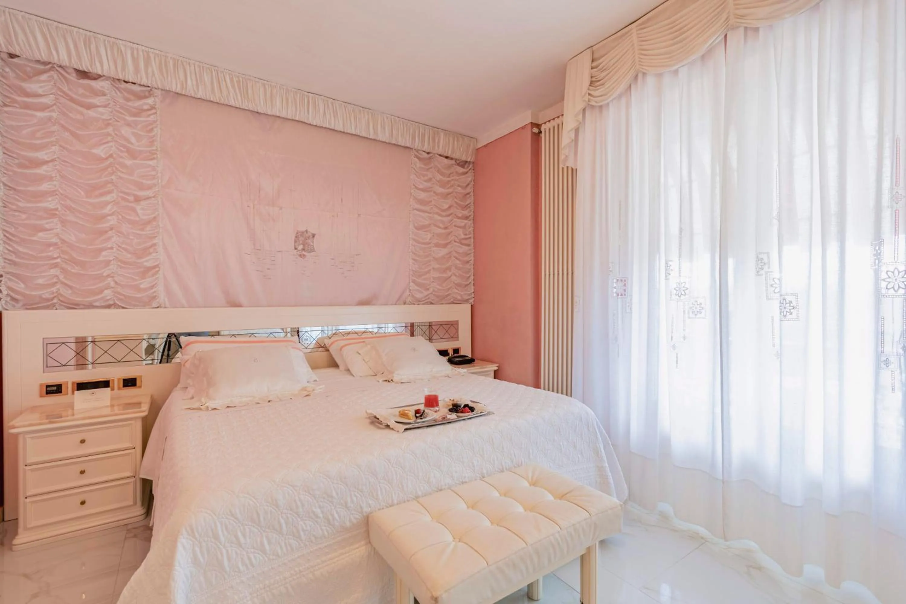 Bedroom, Bed in Hotel Matilde