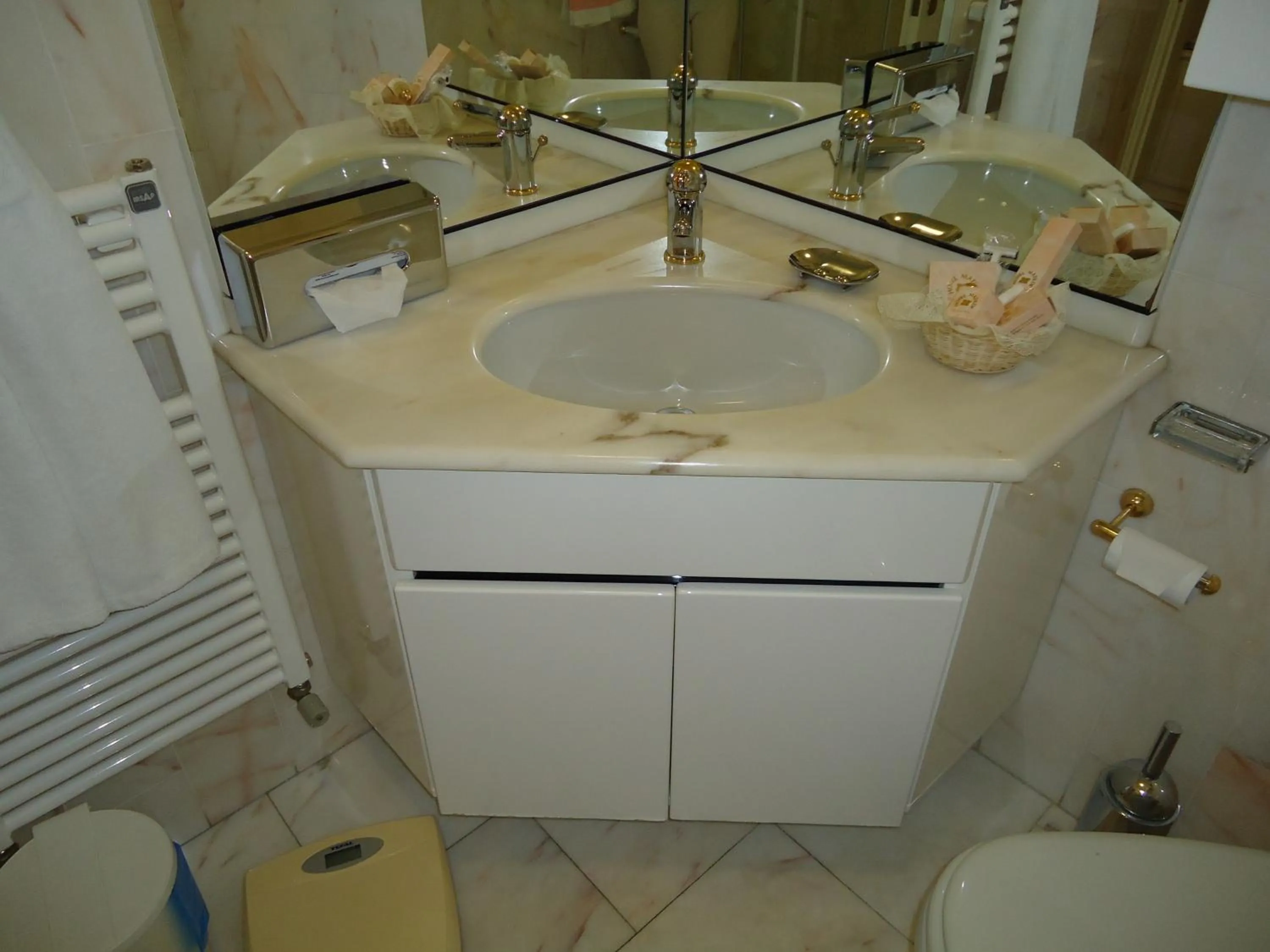 Bathroom in Hotel Matilde