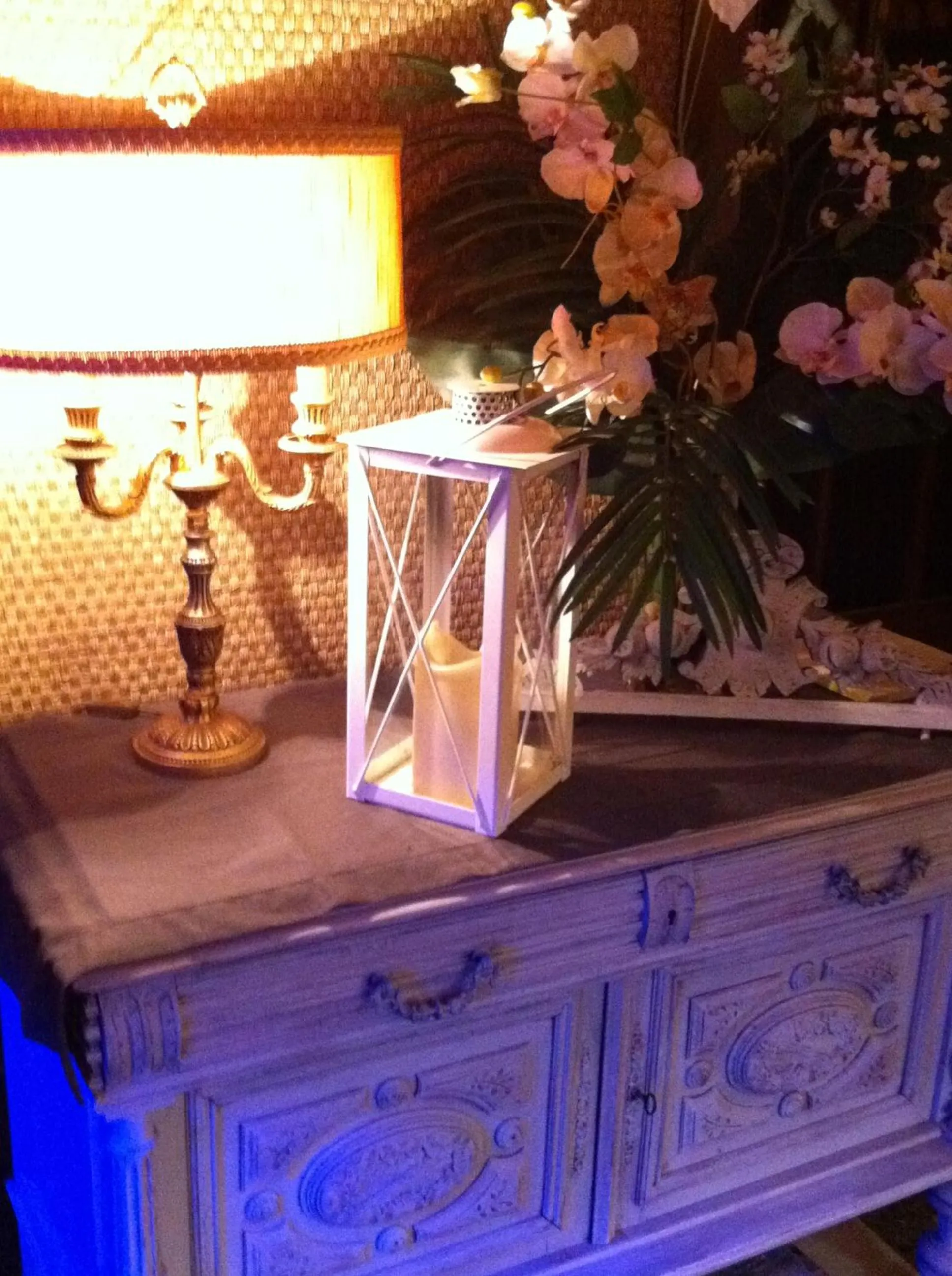 Decorative detail in La Roseraie Biebler