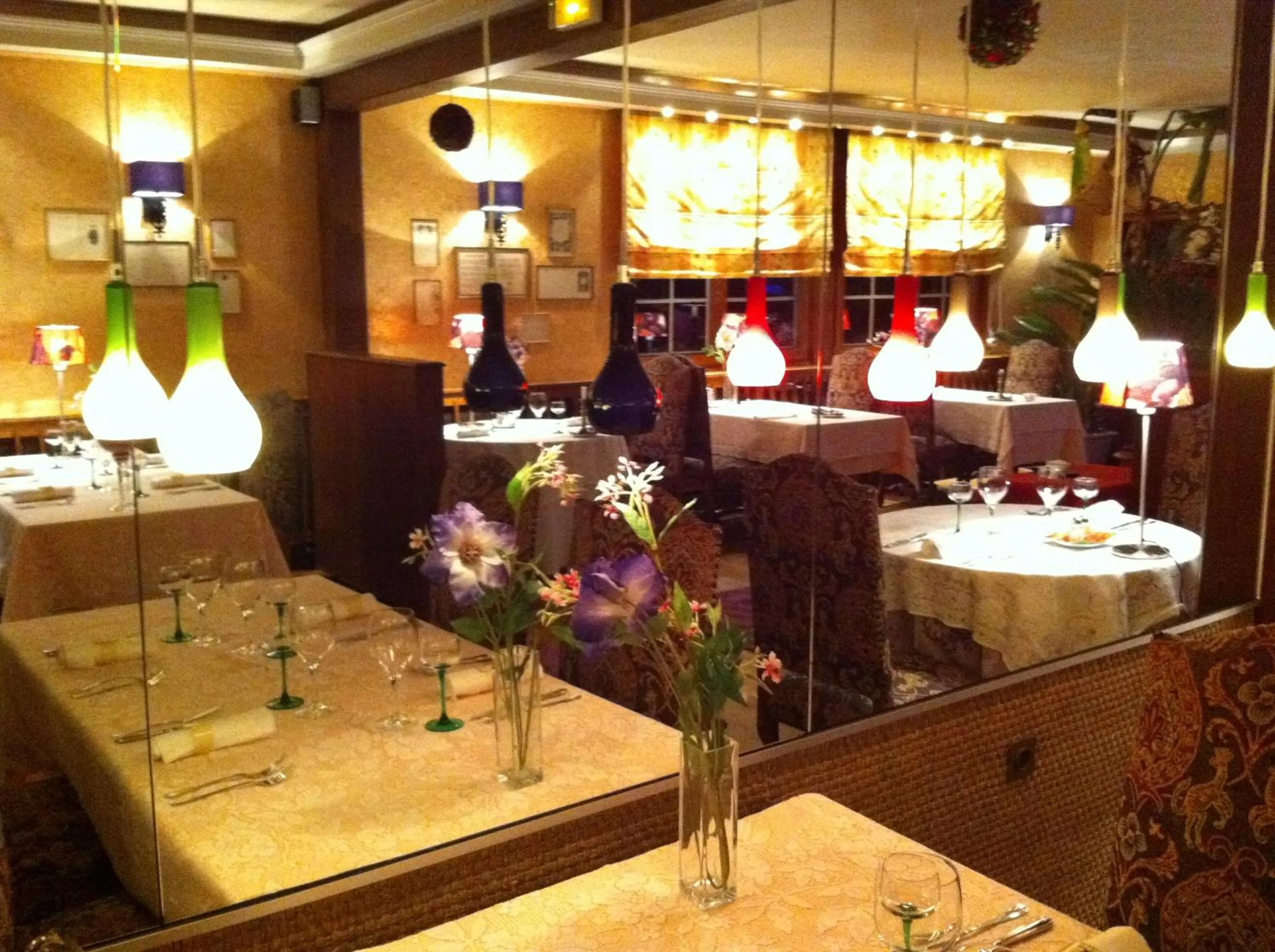 Restaurant/places to eat in La Roseraie Biebler