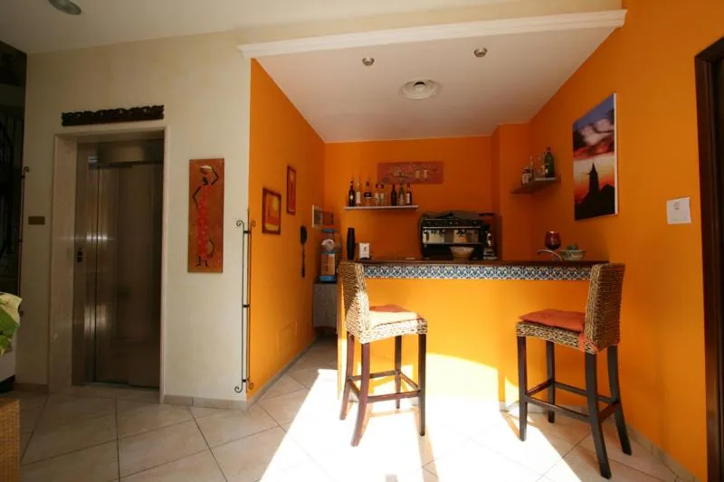 Lounge or bar in Zingaro Hotel