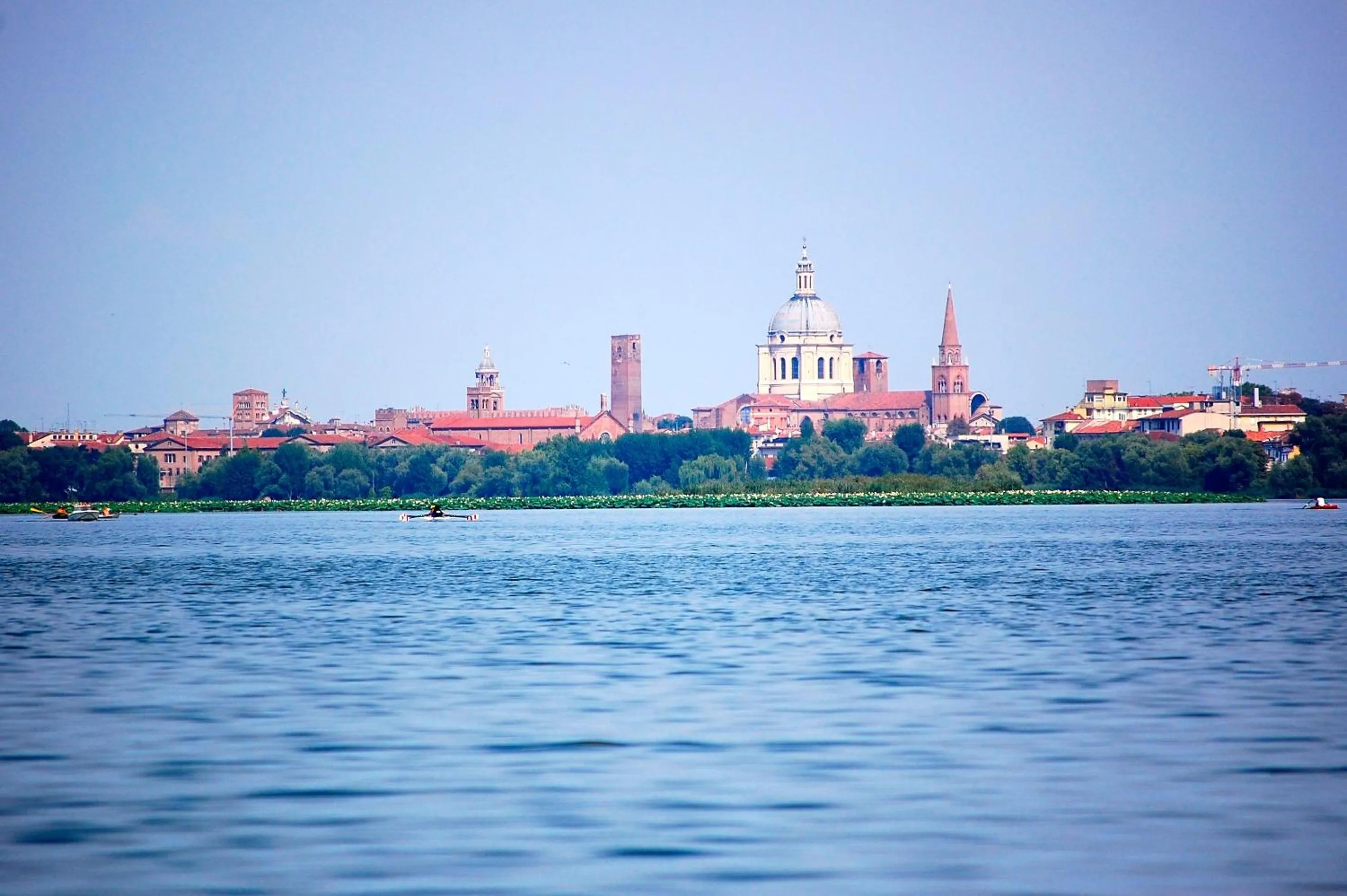 Nearby landmark in Hotel dei Gonzaga, MantegnaHotels