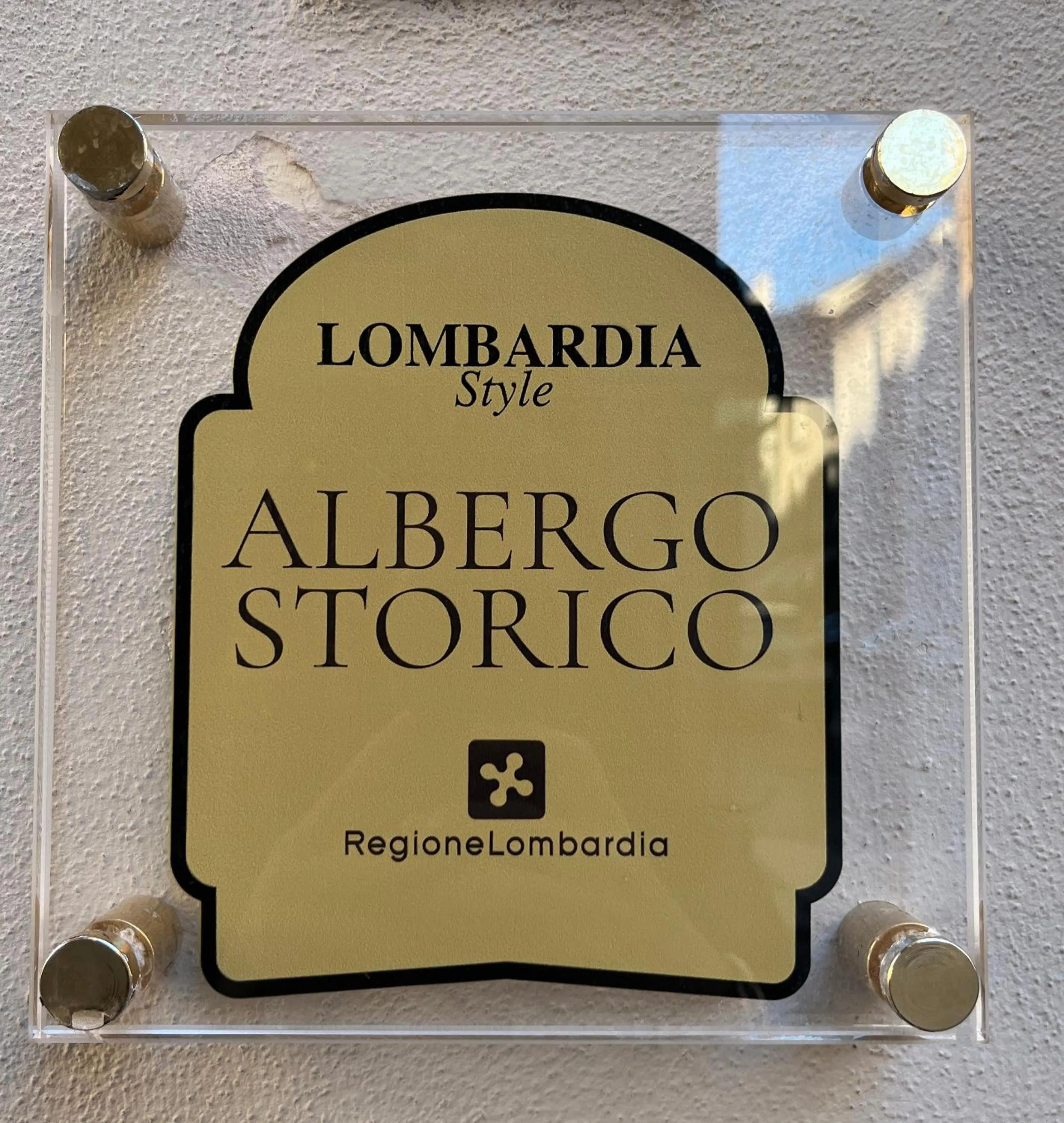 Decorative detail in Hotel dei Gonzaga, MantegnaHotels