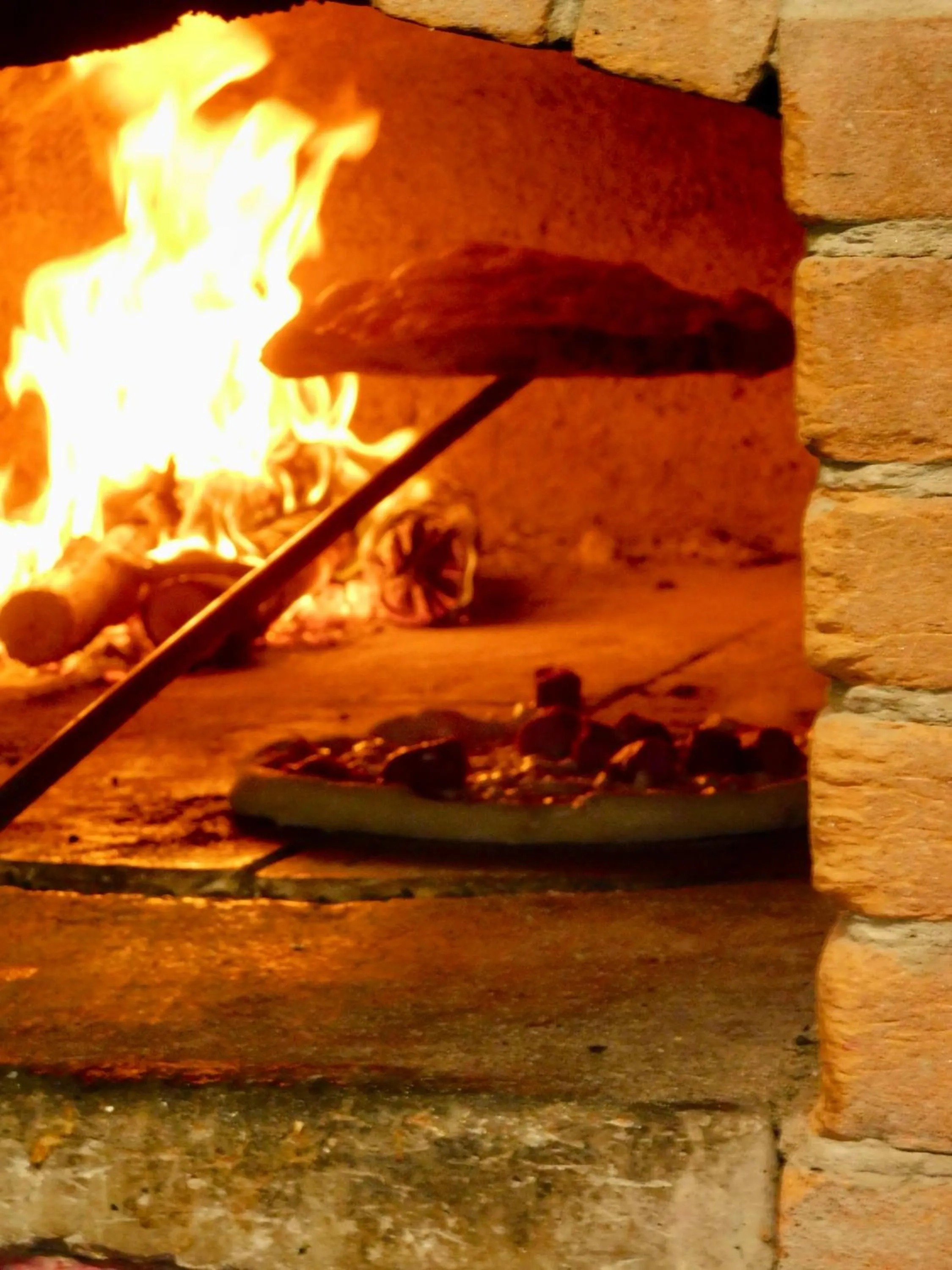 Restaurant/places to eat in Perdepera Resort