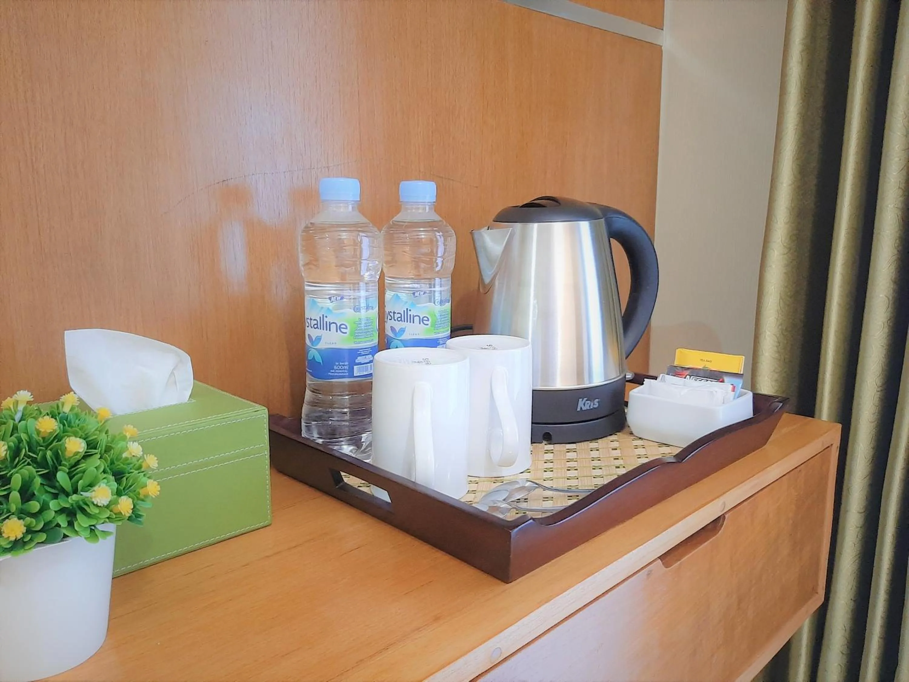 Coffee/tea facilities in Apartemen Taman Melati Sinduadi By NGINAP
