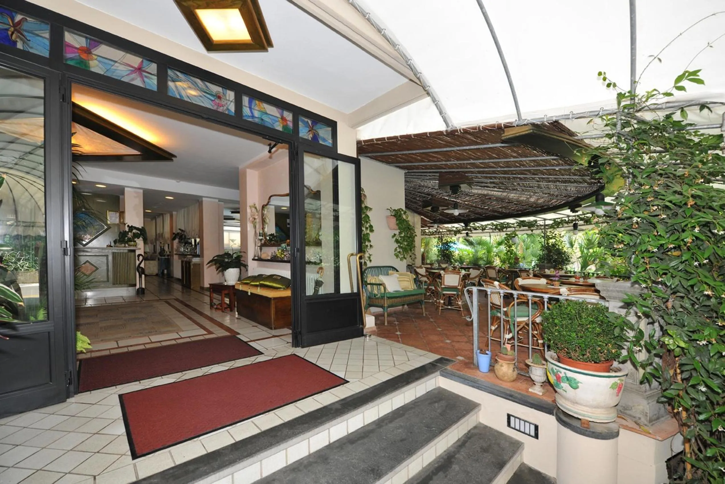 Facade/entrance in Hotel Kyrton