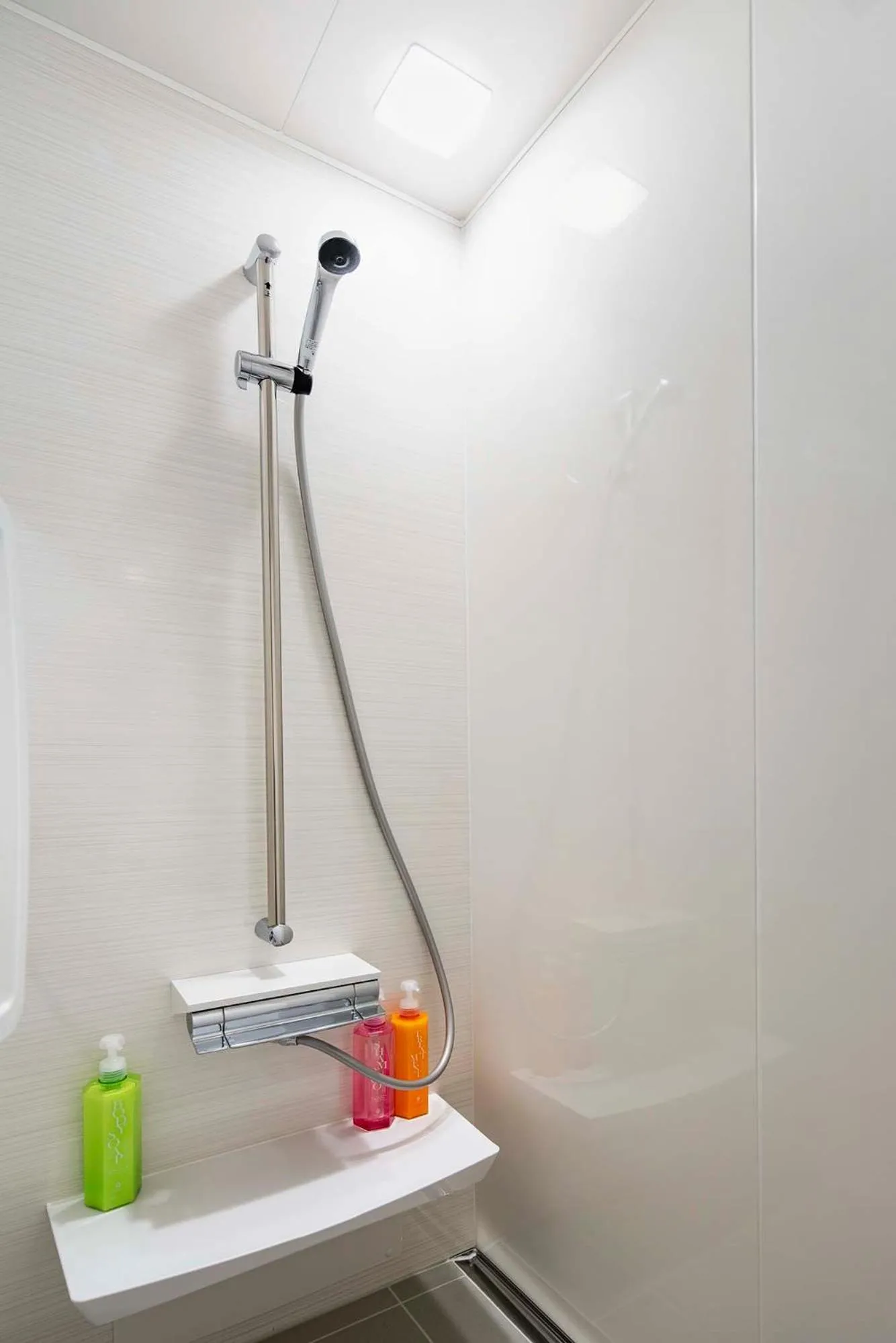 Shower in Kairos by the Mountain by The Hakuba Collection