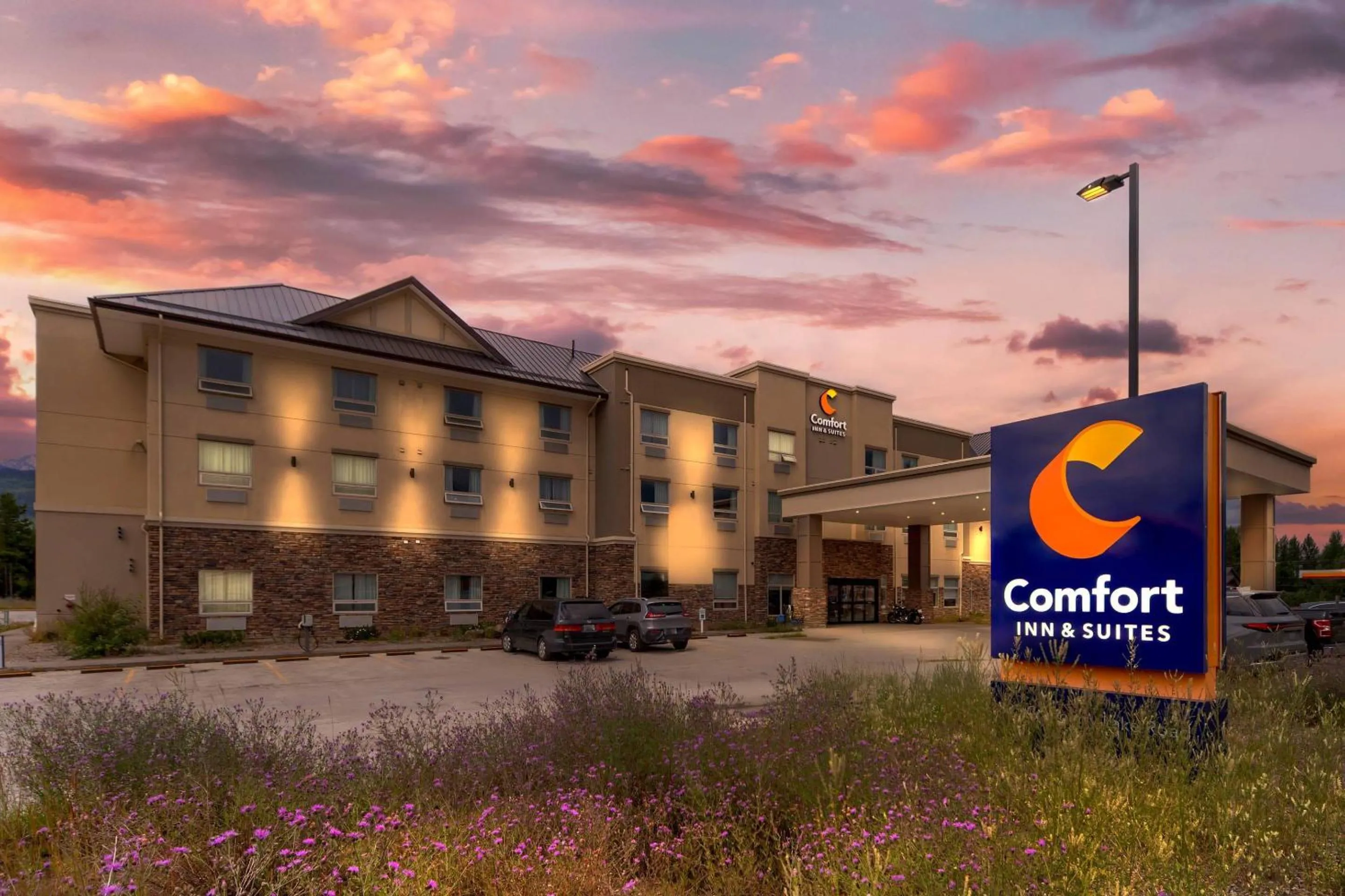 Property building in Comfort Inn & Suites