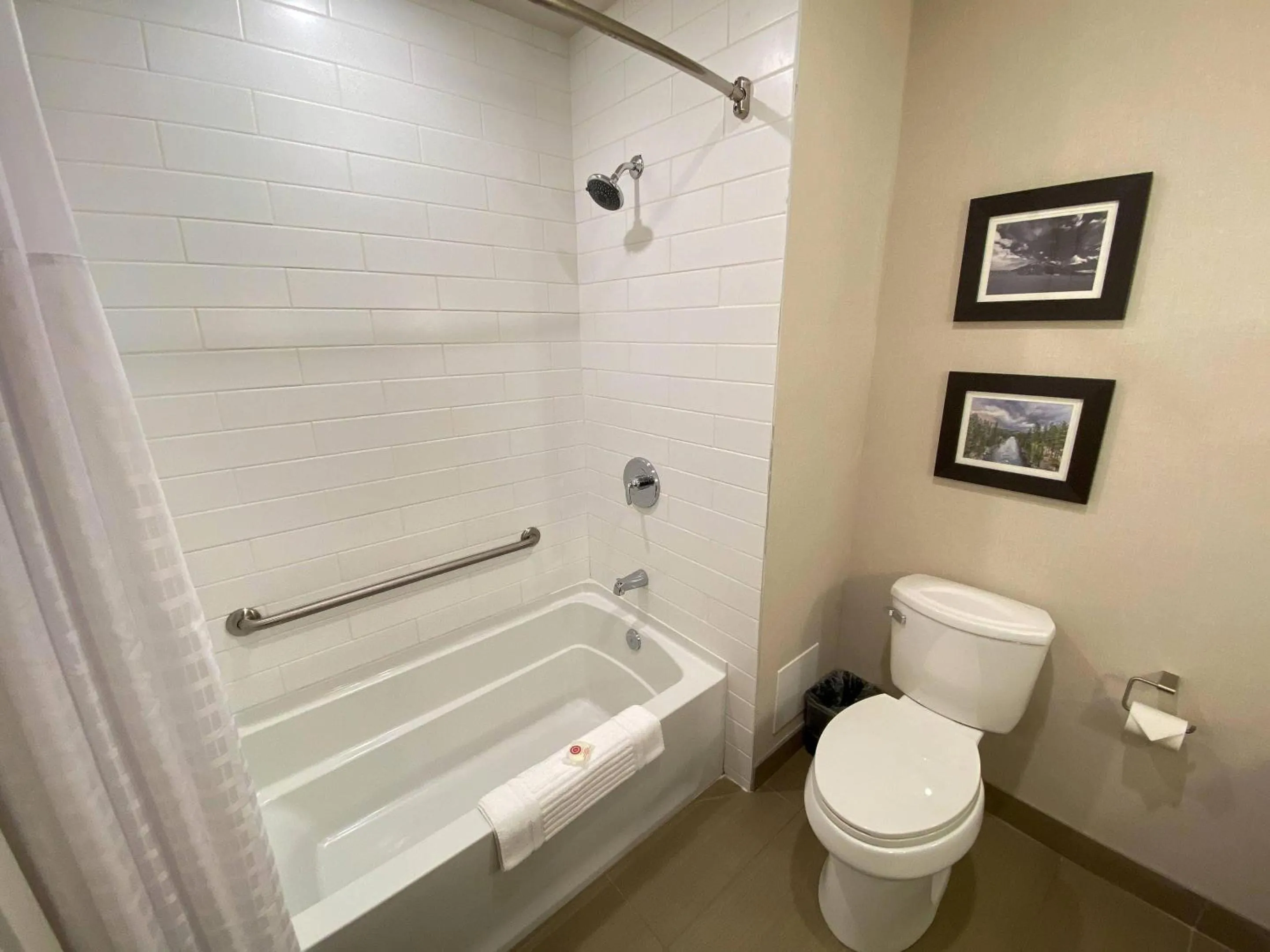 Bedroom in Comfort Inn & Suites