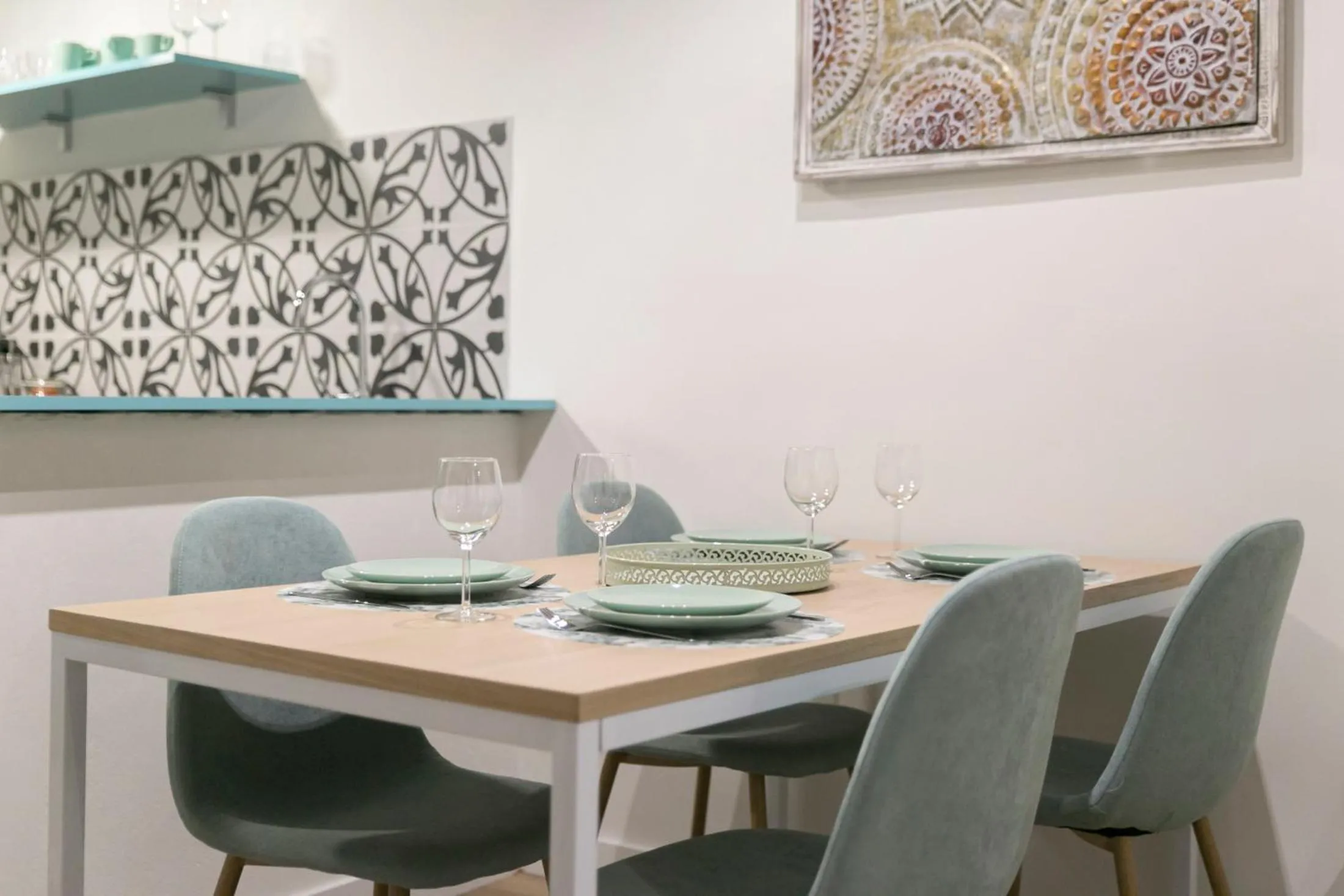 Dining area in Aqua Apartments Málaga