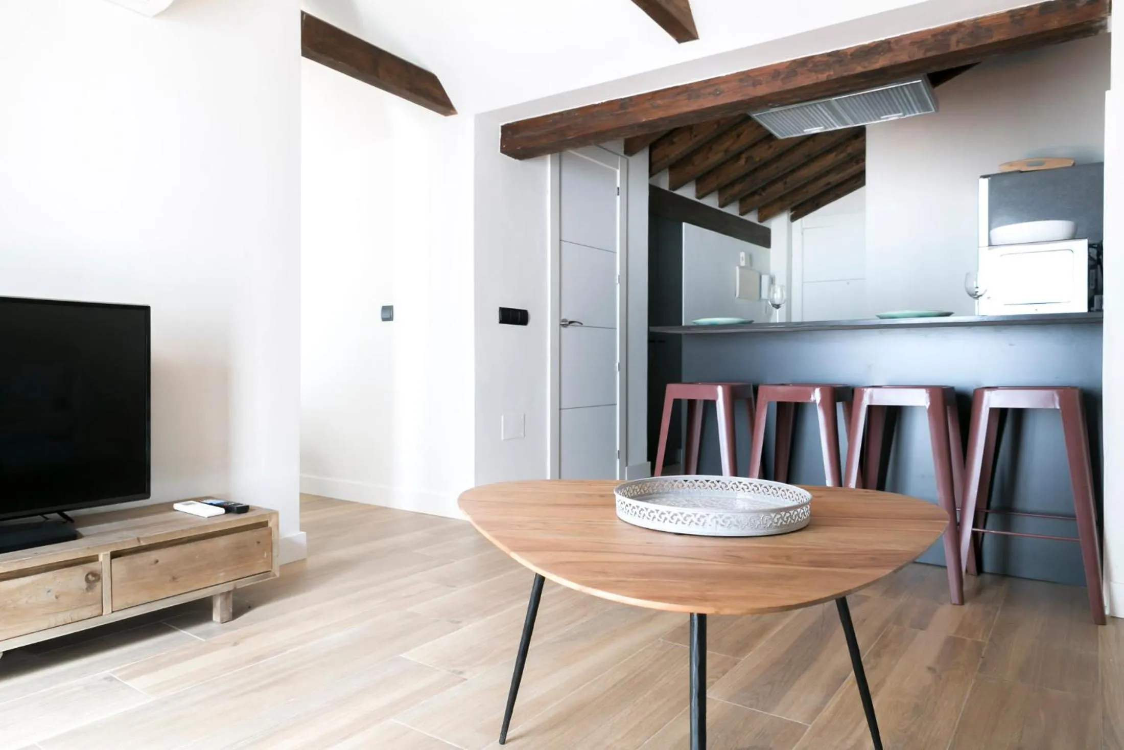 TV and multimedia in Aqua Apartments Málaga